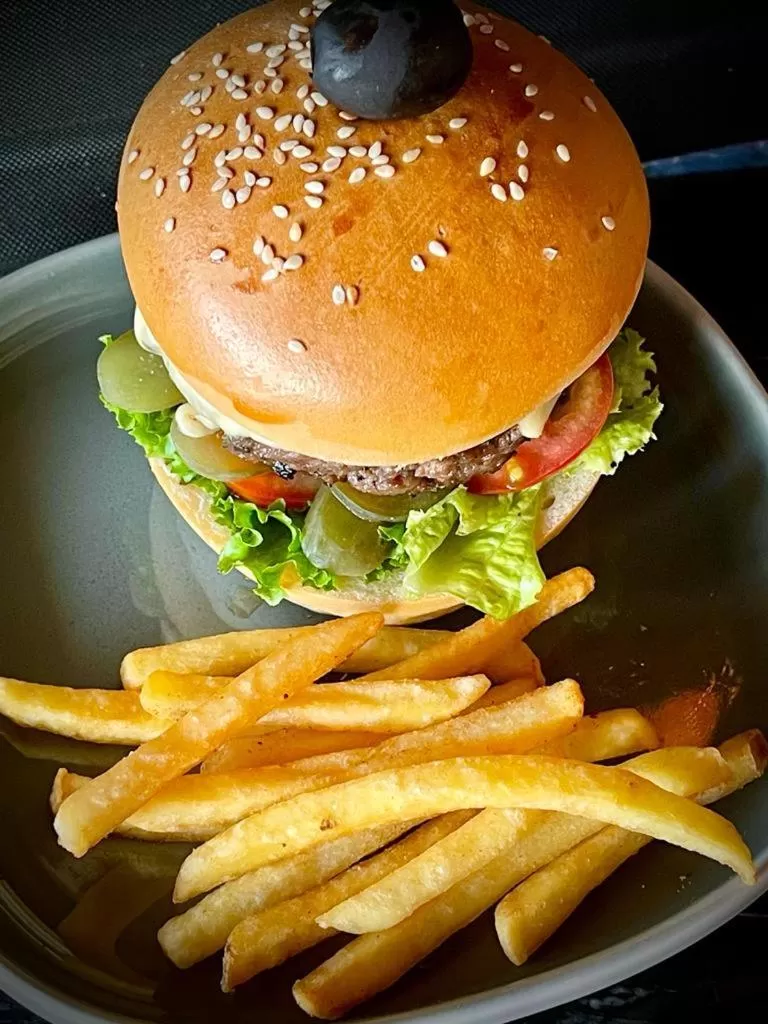 Restaurant/places to eat in Empyrean Dhaka City Centre