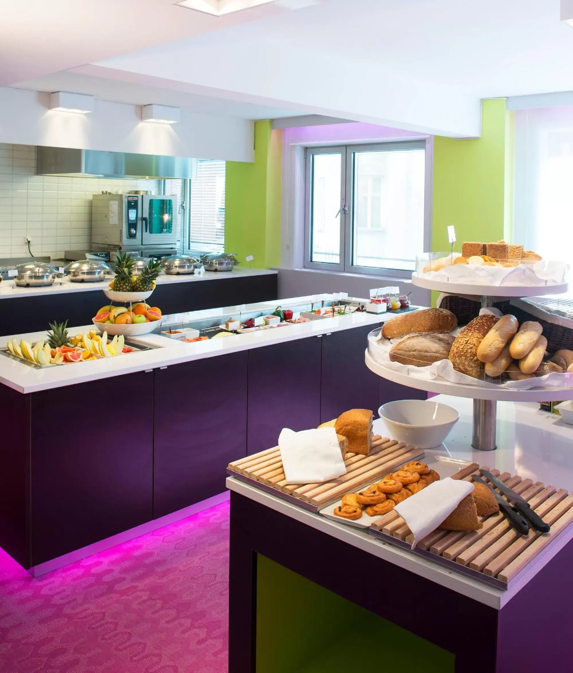 Restaurant/places to eat in Thon Hotel Munch Restaurant/places to eat in Thon Hotel Munch