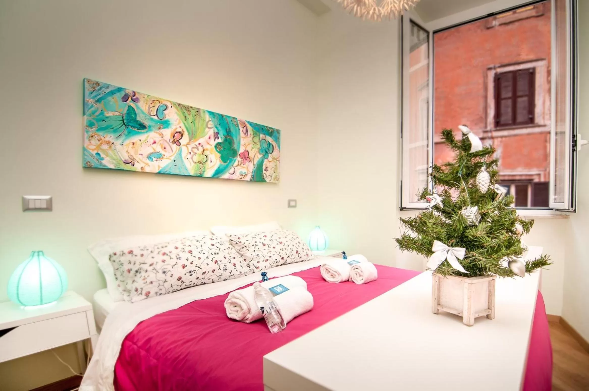 Decorative detail, Bed in Bye Bye Roma Pantheon Suite