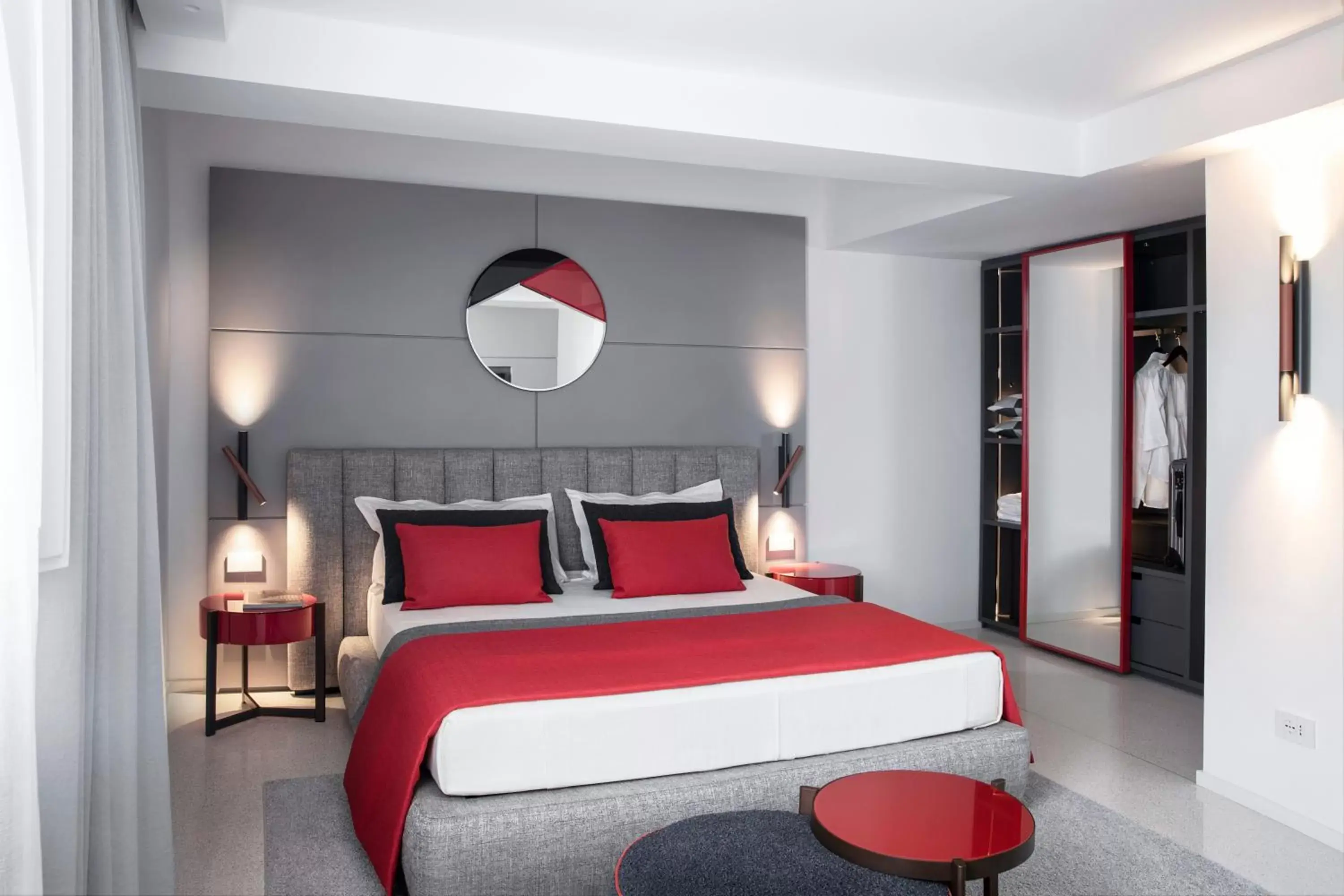 Family Suite -Split Level in Hotel Plaza e de Russie - Relais & Châteaux Family Suite -Split Level in Hotel Plaza e de Russie - Relais & Châteaux