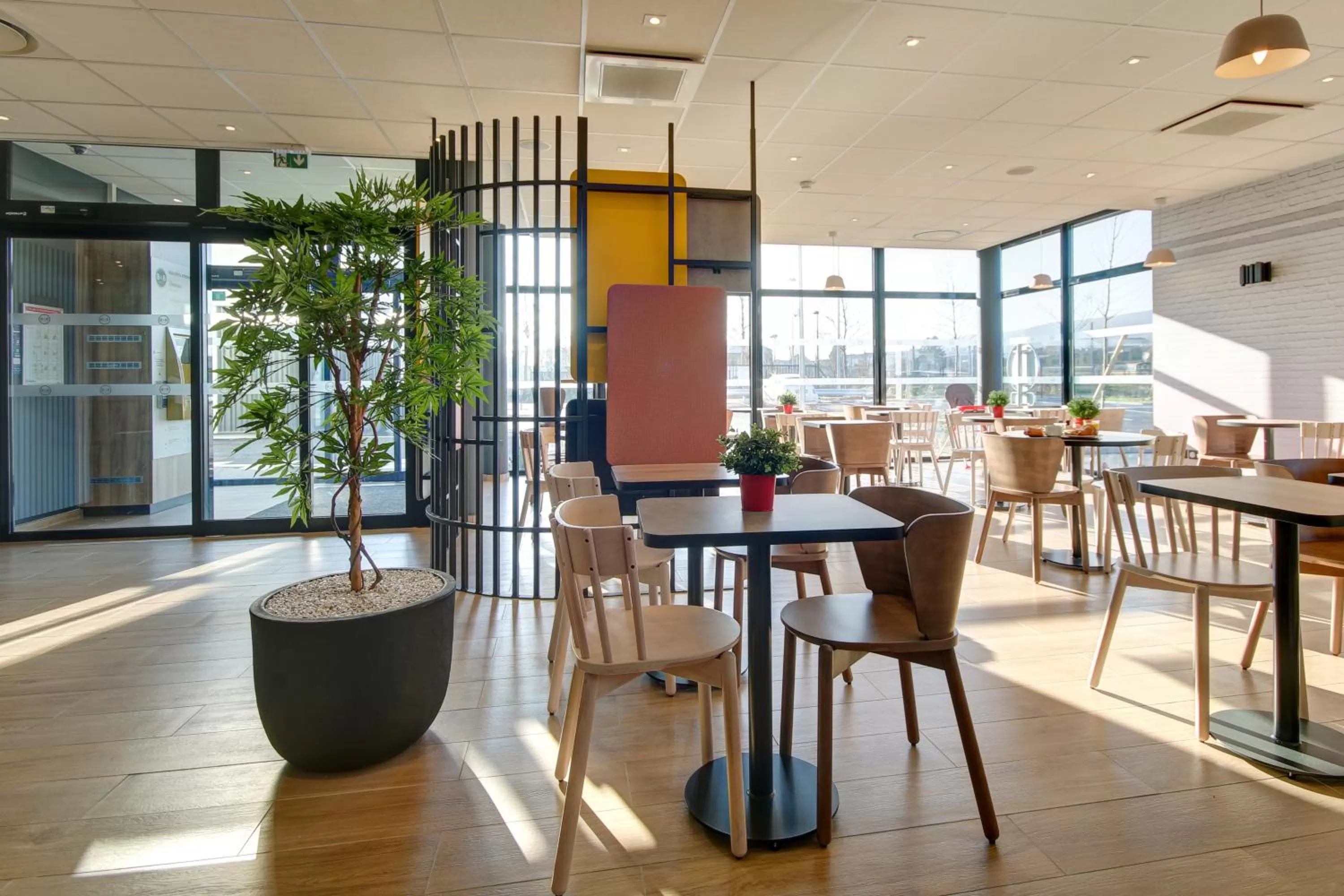 Breakfast in B&B HOTEL Epernay