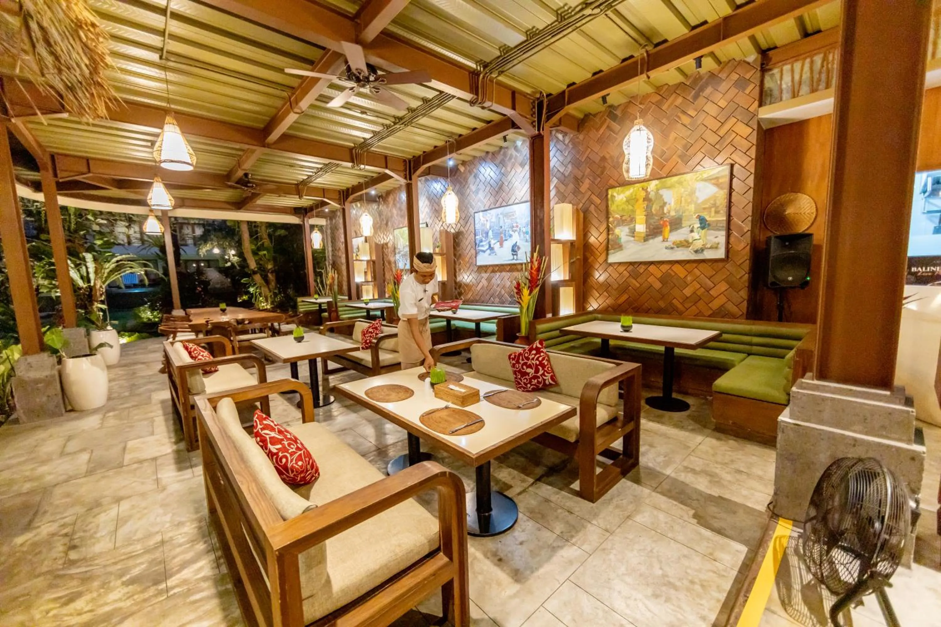 Restaurant/places to eat in Anumana Ubud Hotel