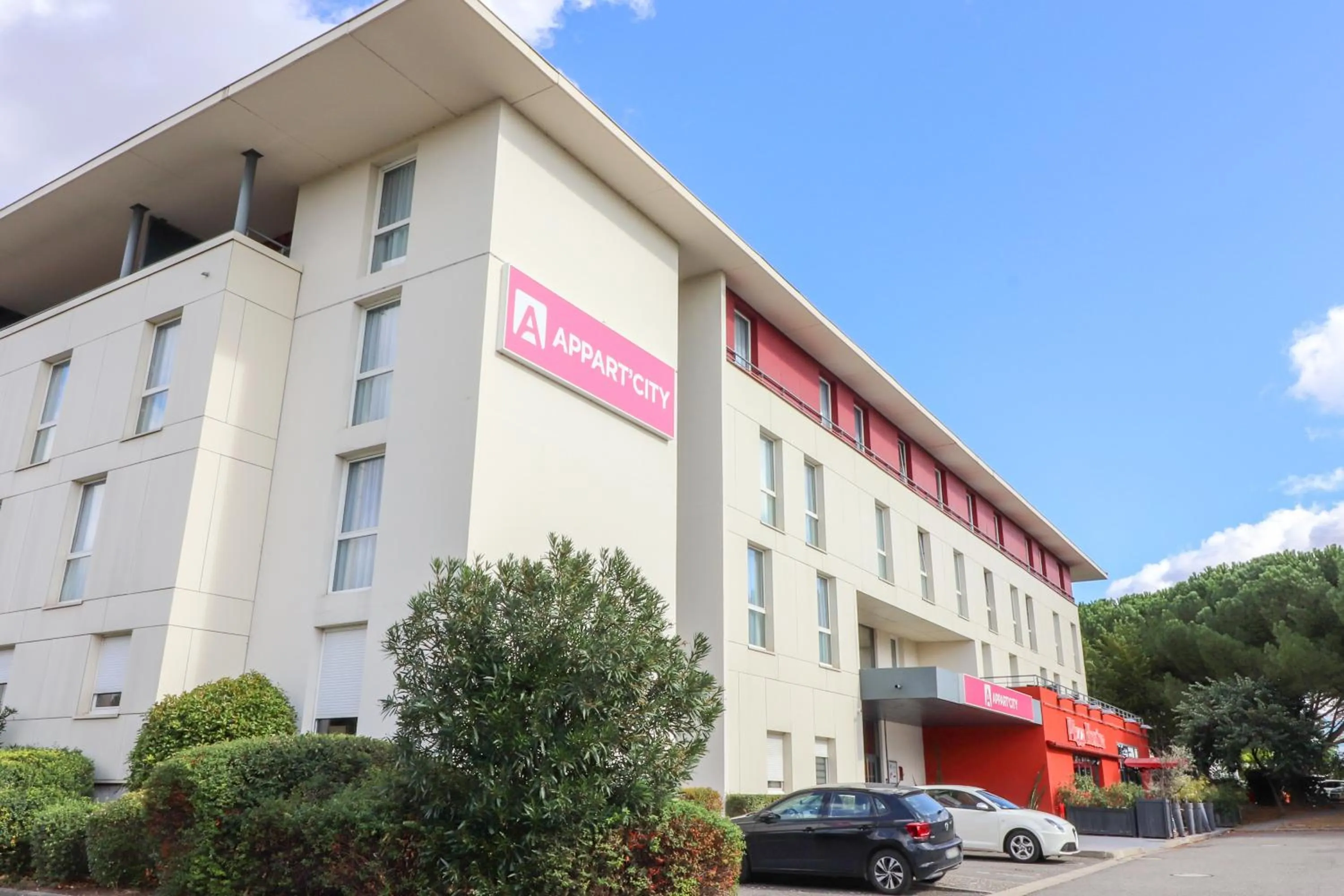 Facade/entrance in Appart'City Confort Toulouse Diagora Labège