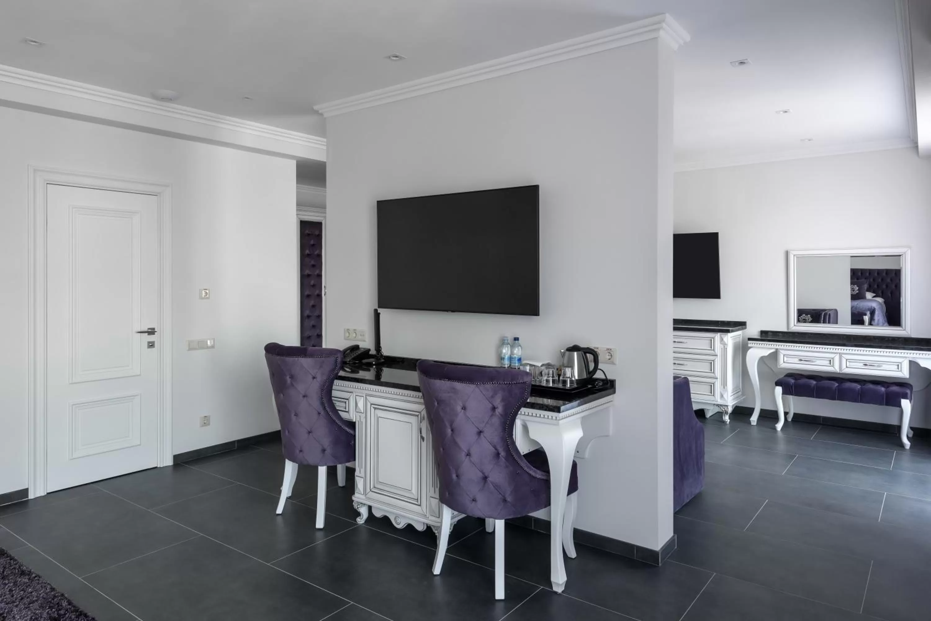 TV and multimedia, Bed in Grand Royal