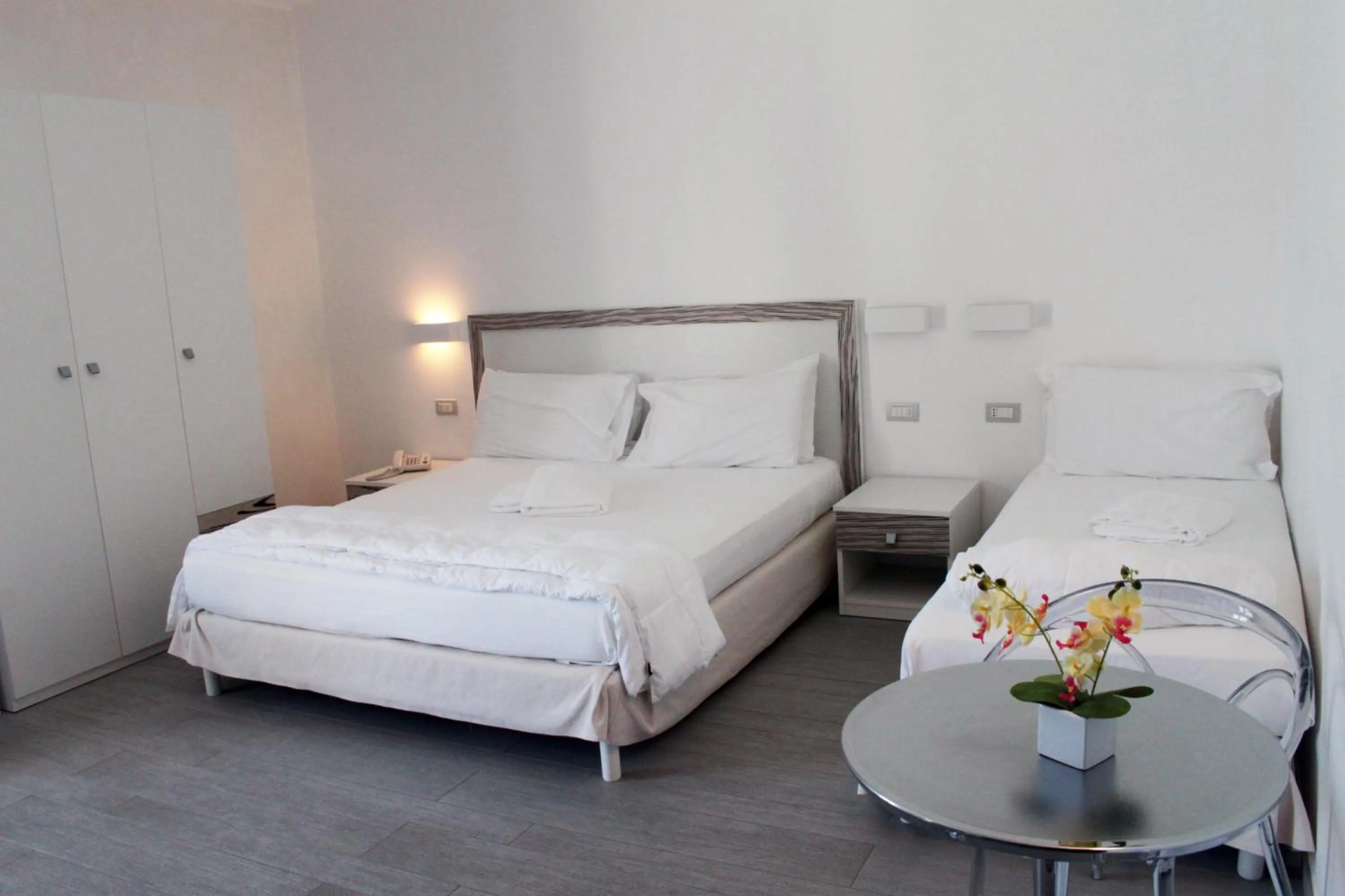 Bed in Hotel Miramare