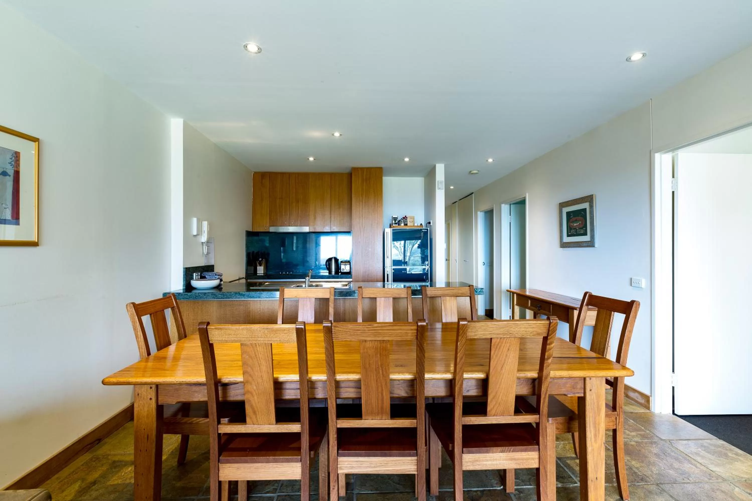 Living room in Alpine Woodsmoke Apartments