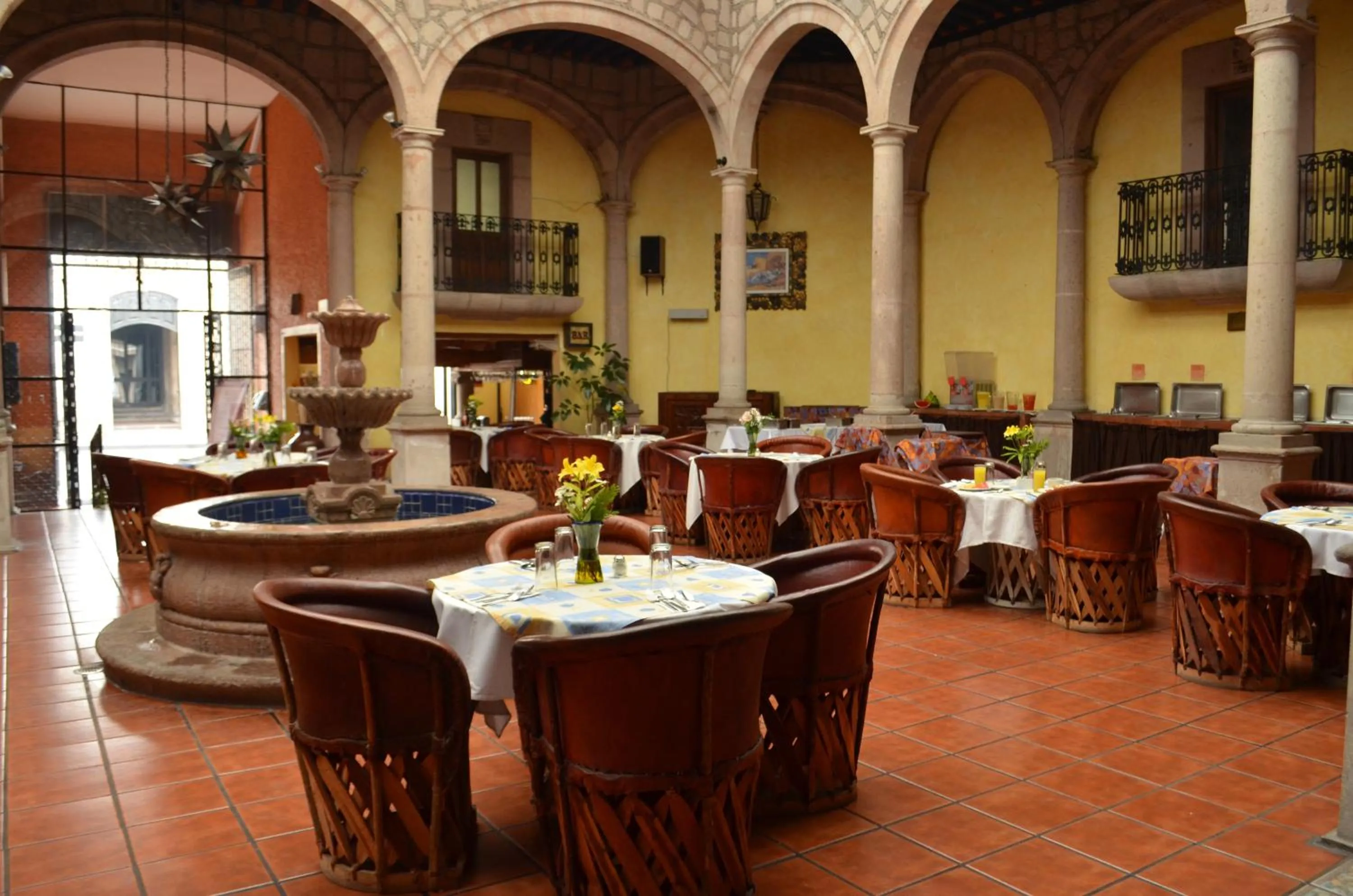 Restaurant/places to eat in Howard Johnson by Wyndham Morelia Calle Real