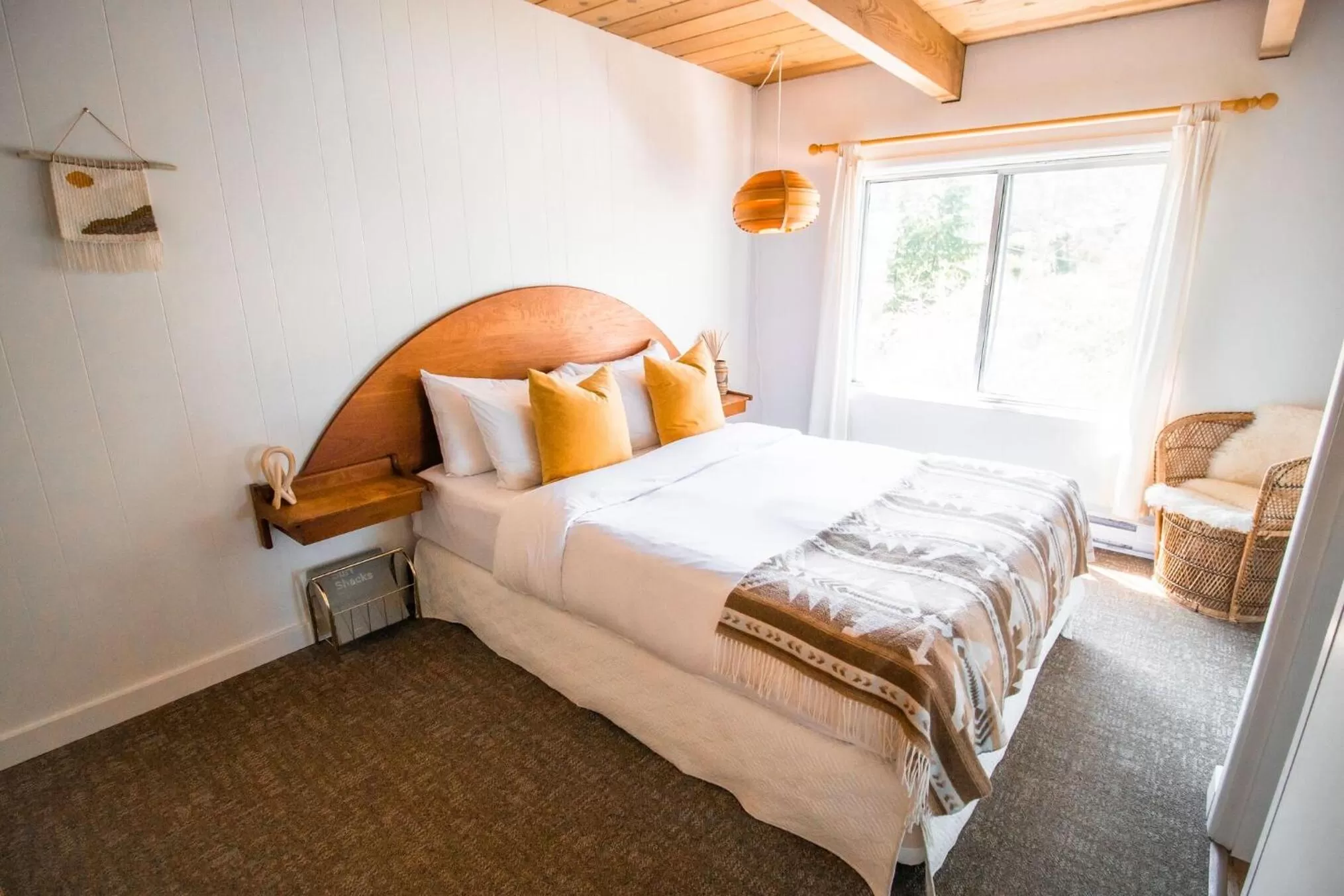 Bedroom, Bed in The Shoreline Tofino