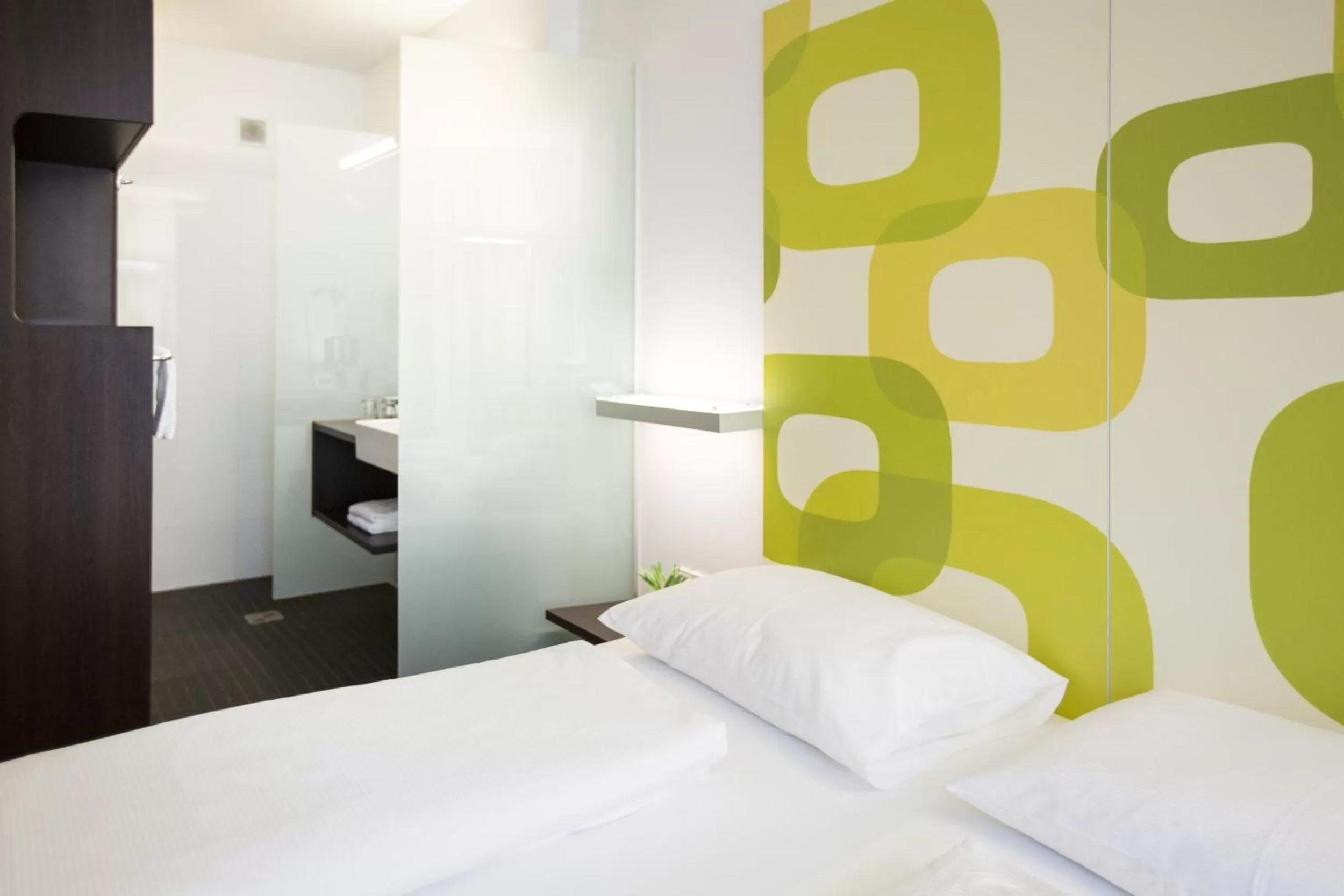 Photo of the whole room, Bed in arte Hotel Krems