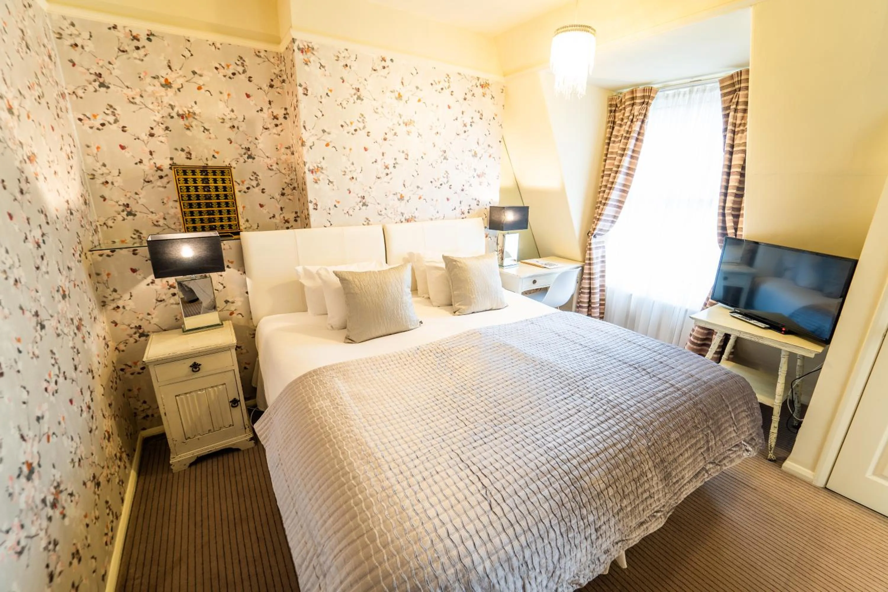 Bed in Brooks Guesthouse