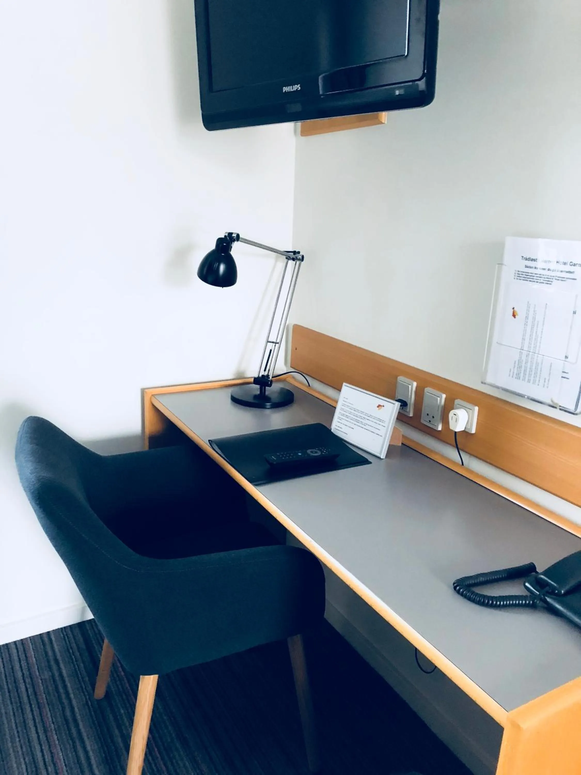 Seating area in Hotel Garni