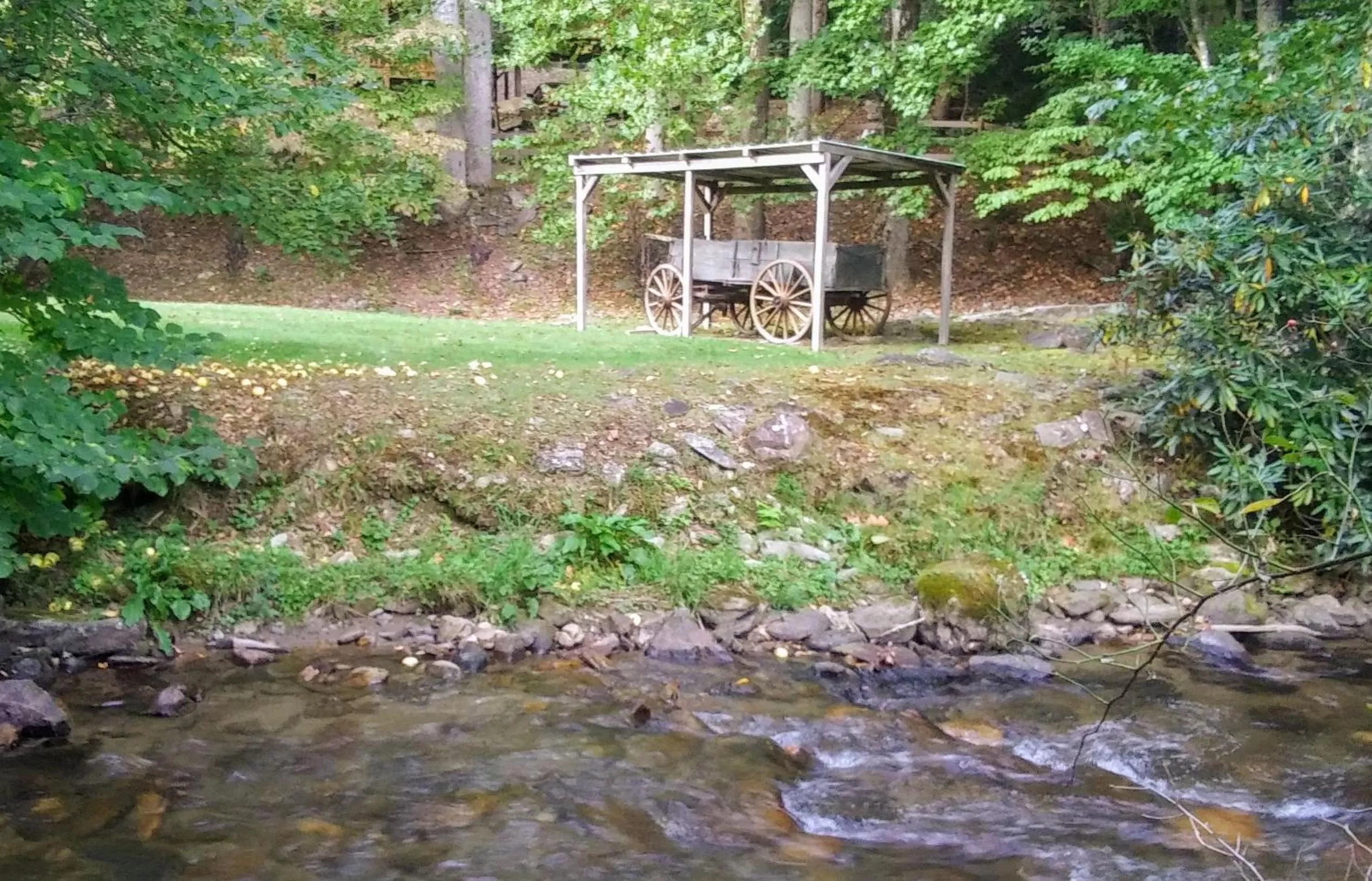 Day in Stony Creek Motel