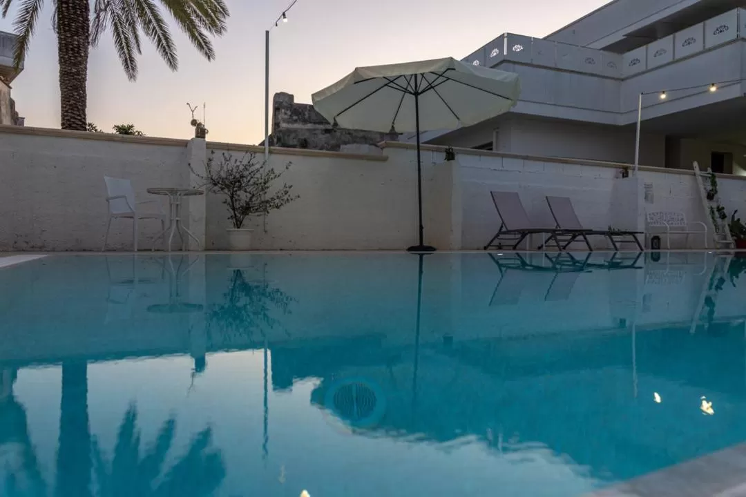 Swimming pool in La Gemma del Salento