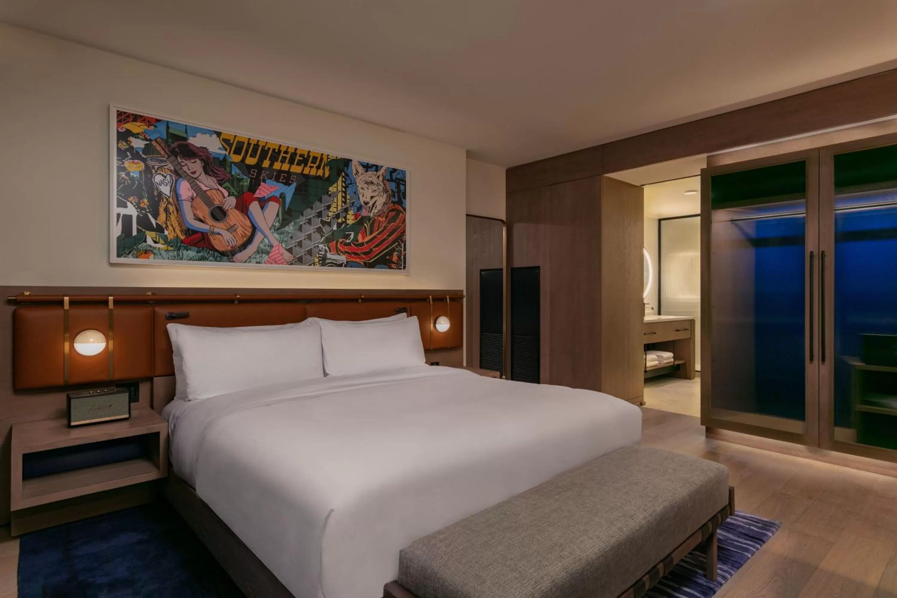 Bedroom, Bed in W Nashville