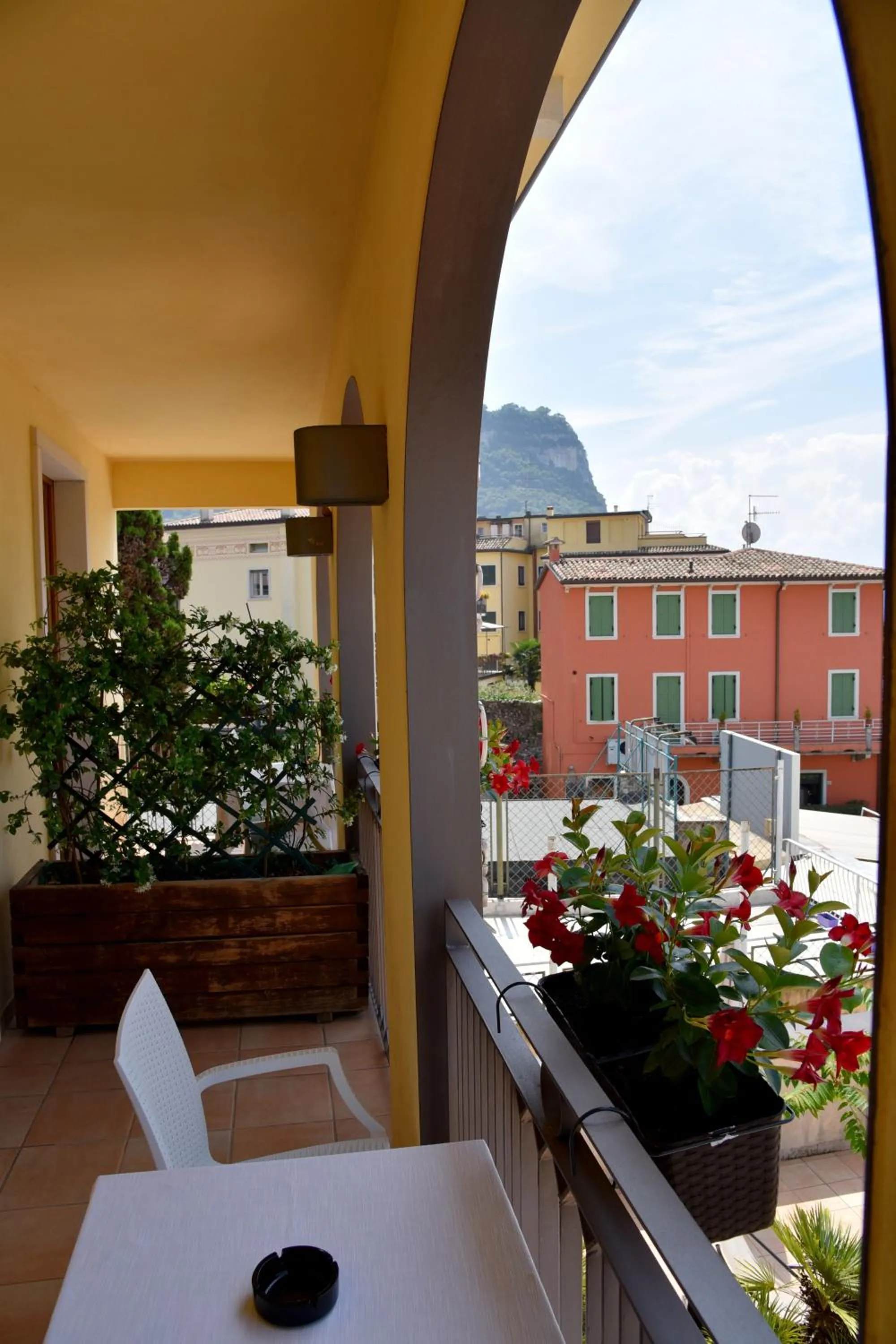 Hotel Ristorante Miralago