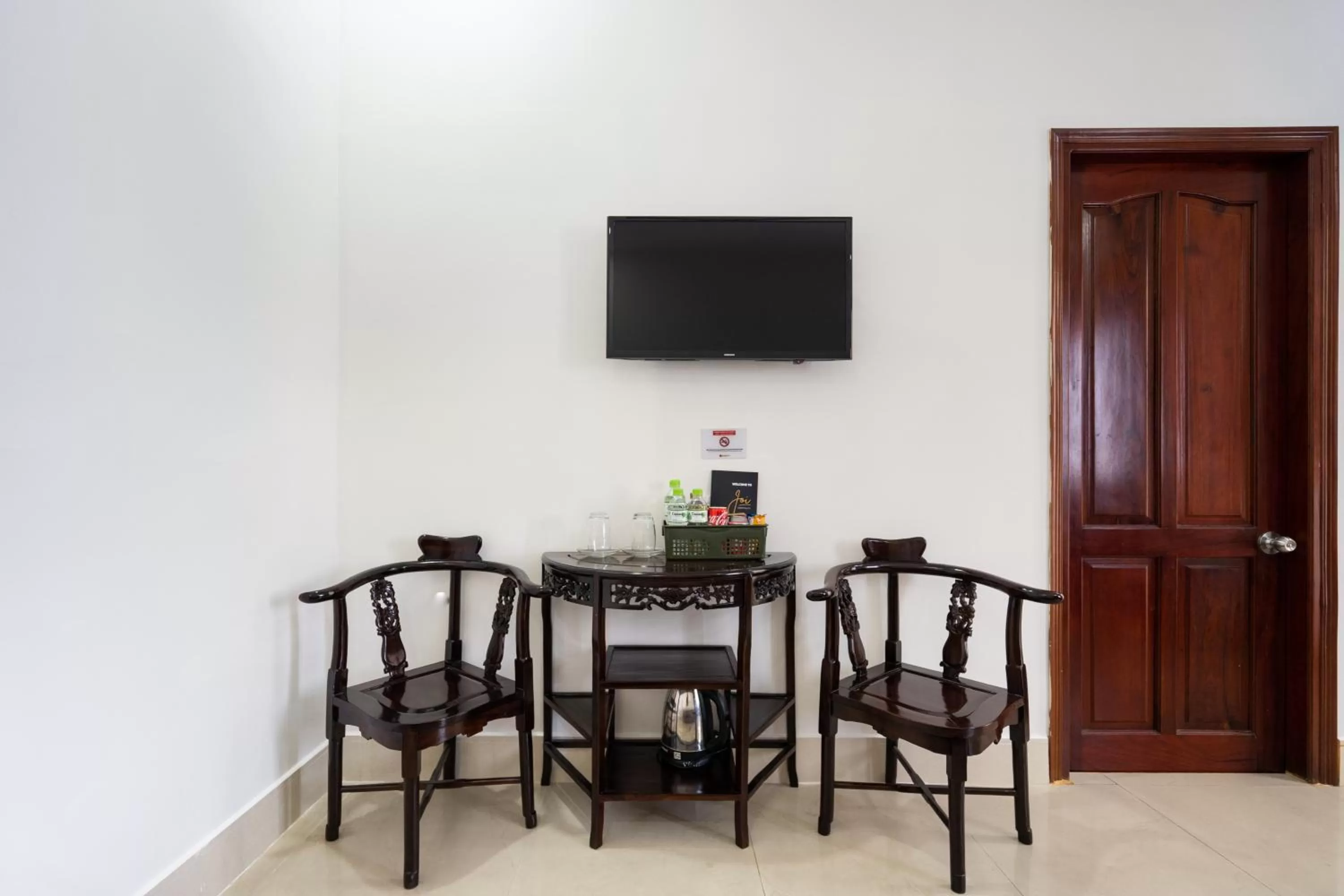 TV and multimedia, TV/Entertainment Center in Central Hotel by Joi Hospitality