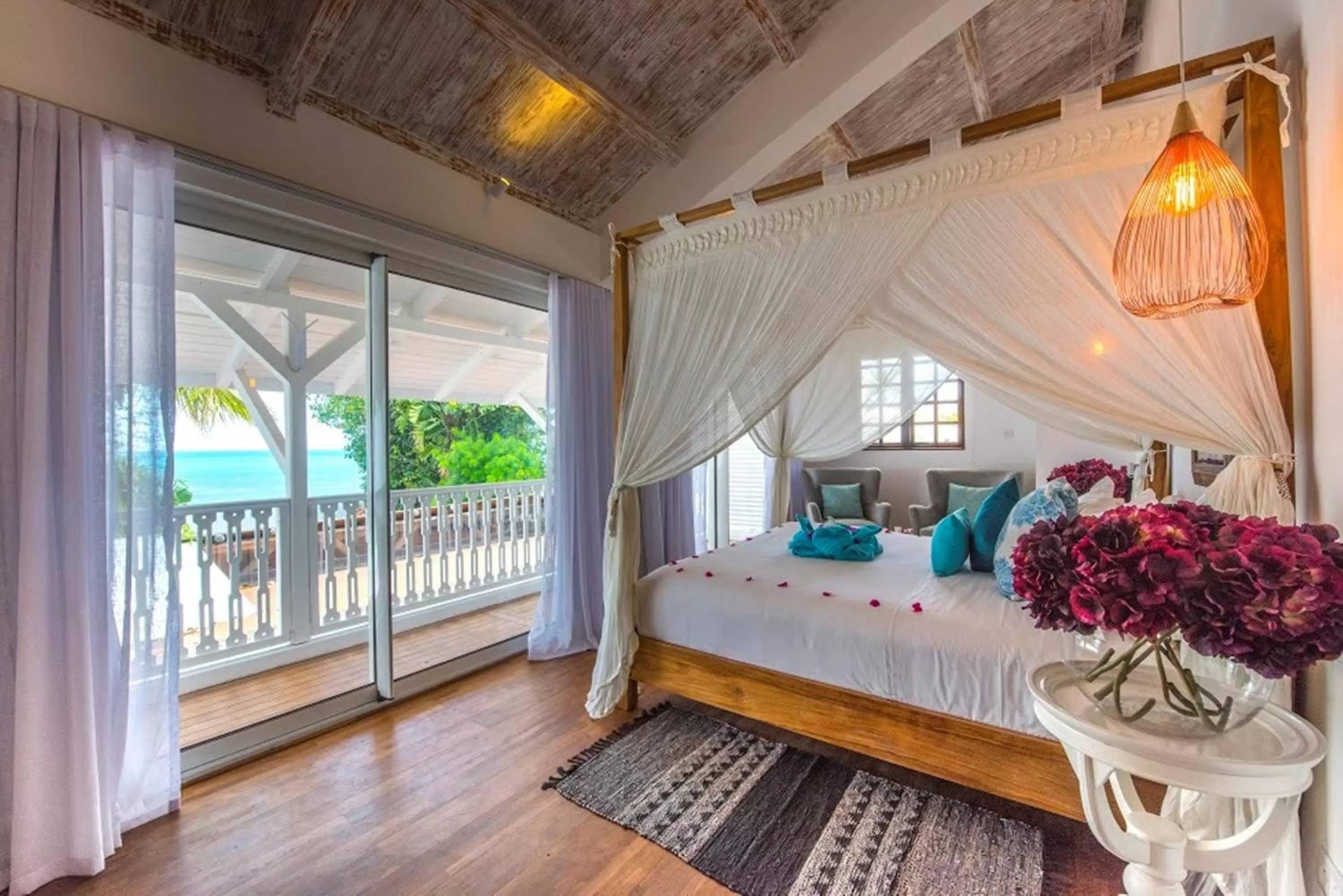 View (from property/room), Bed in Seapoint Boutique Hotel