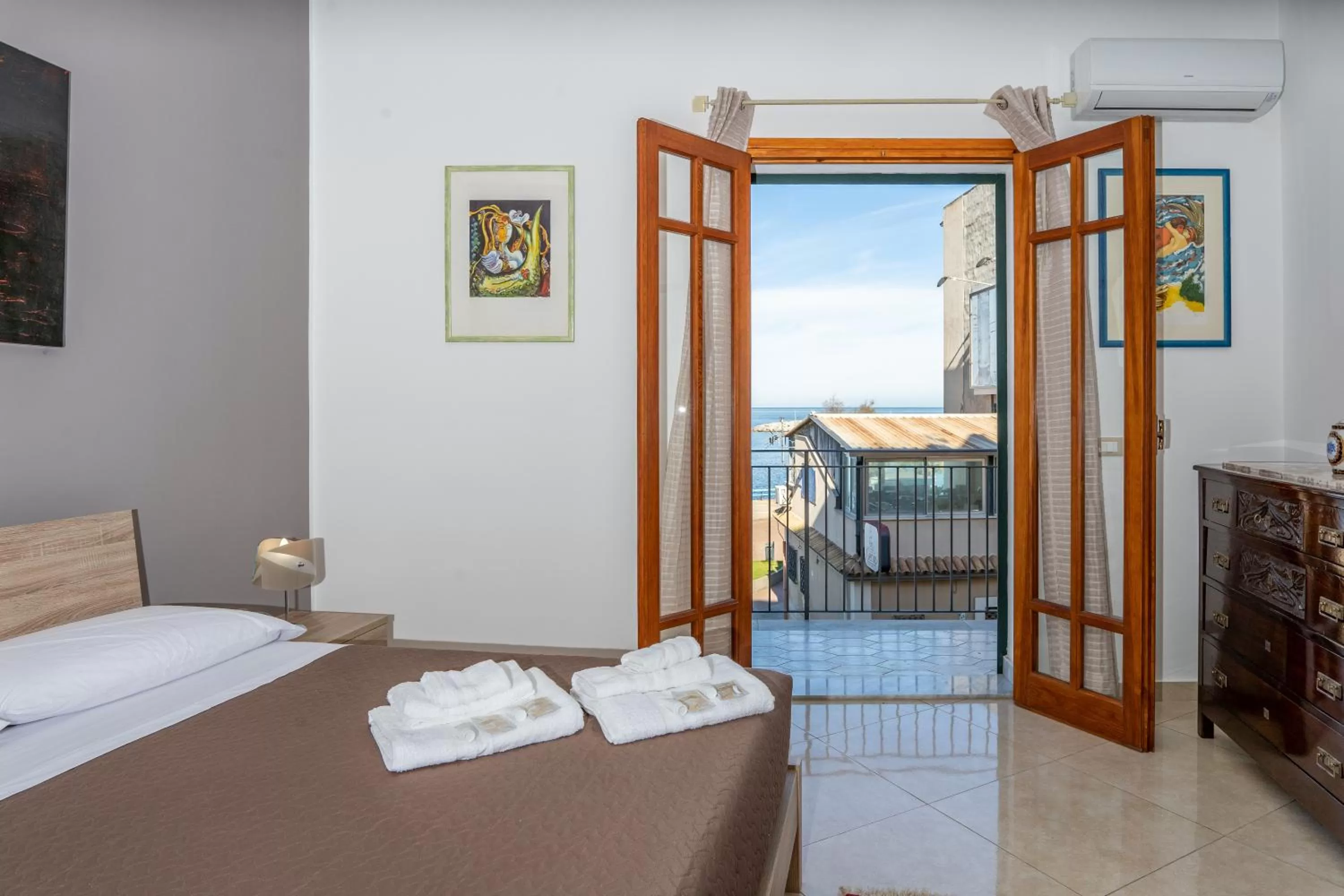 Balcony/Terrace, Bed in B&B Una Terrazza sul Golfo di Sferracavallo