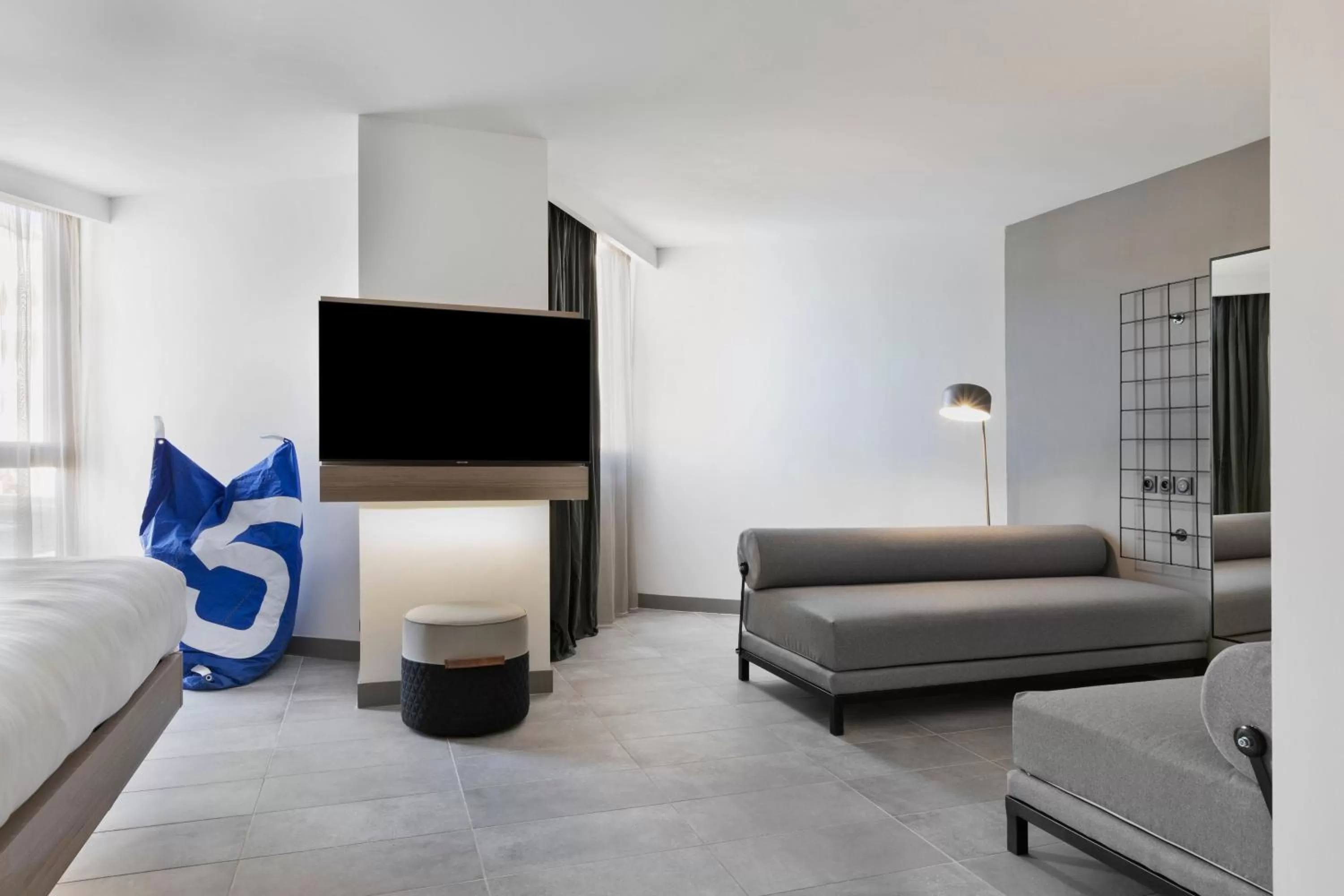 Living room in Moxy La Ciotat