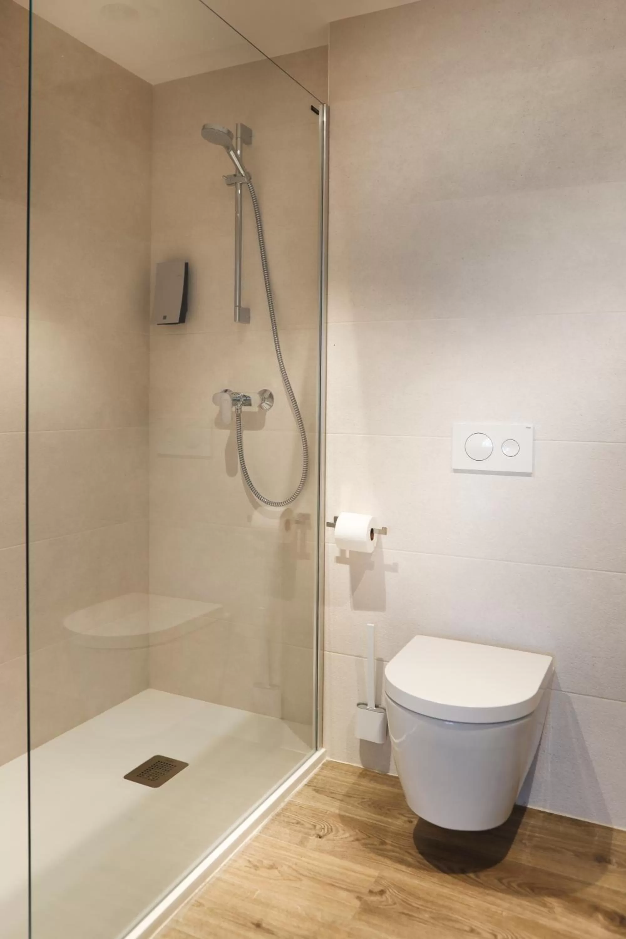 Shower in Le Petit Boutique Hotel