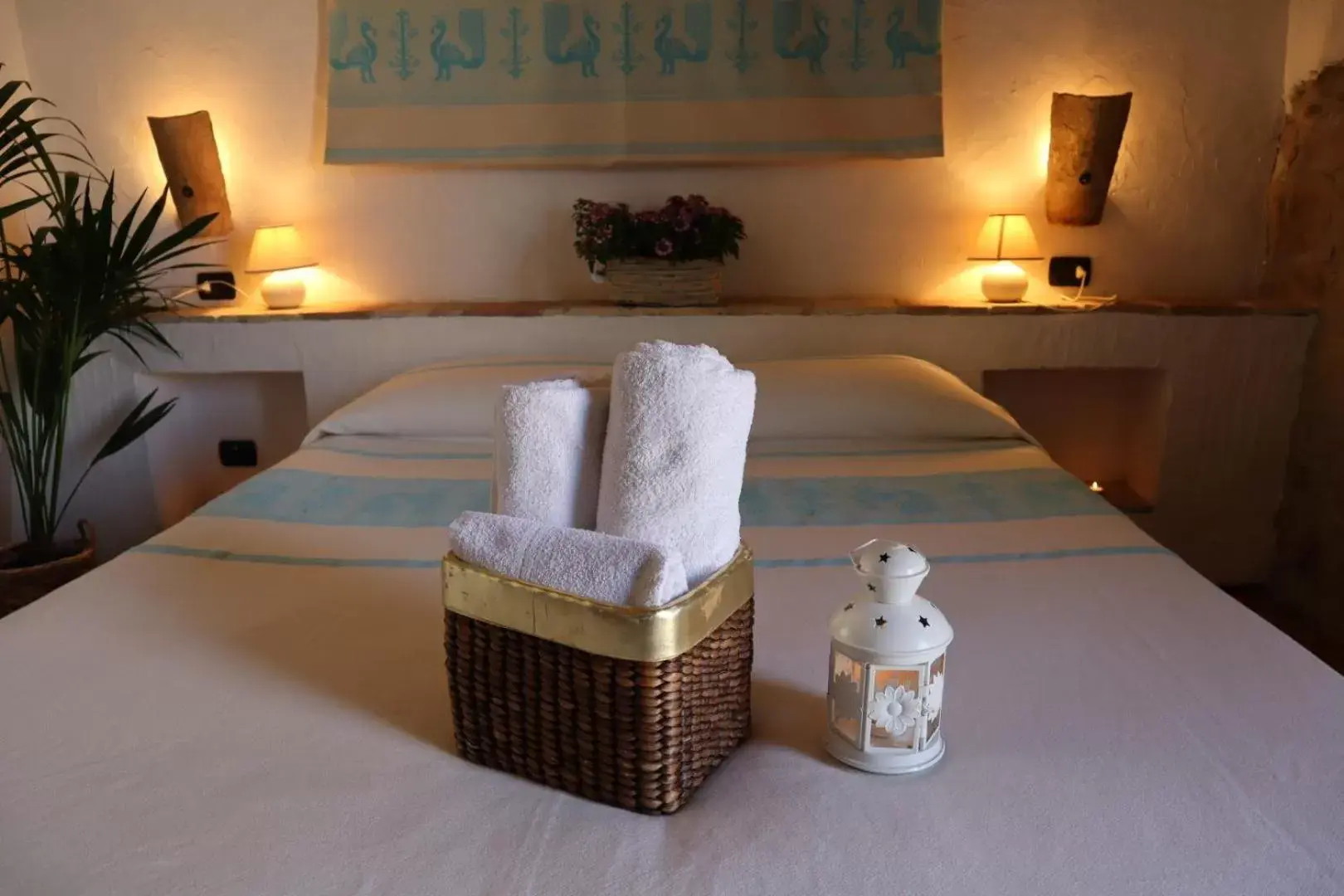 Bed in Hammam Rooms and Restaurant, Cagliari, Senorbí Bed in Hammam Rooms and Restaurant, Cagliari, Senorbí