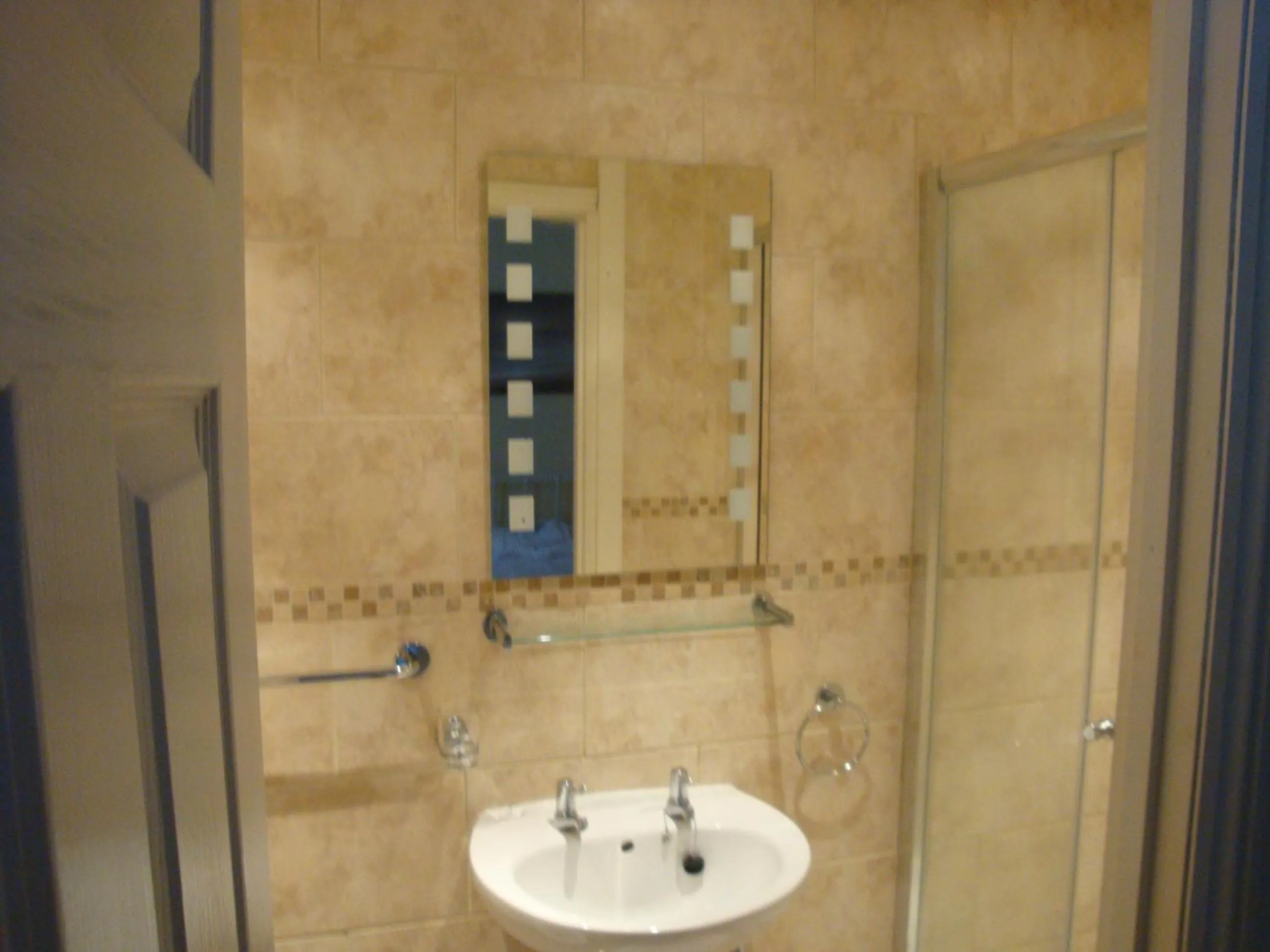 Bathroom in Spencer Court