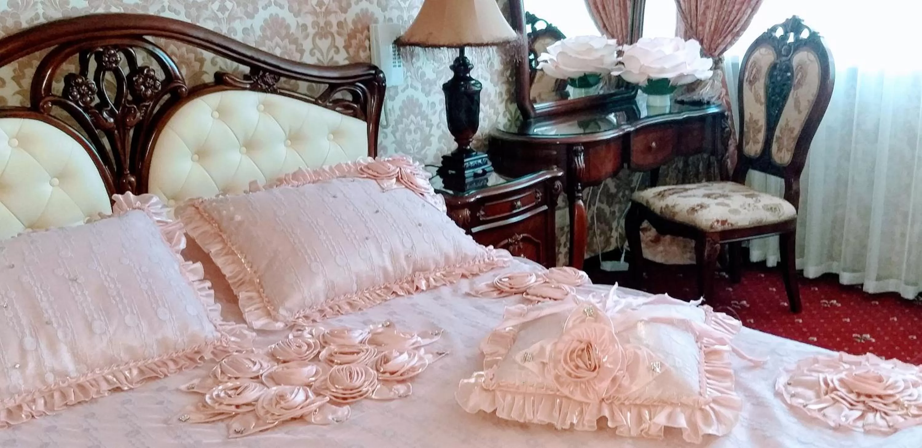 Living room, Bed in Shalanda