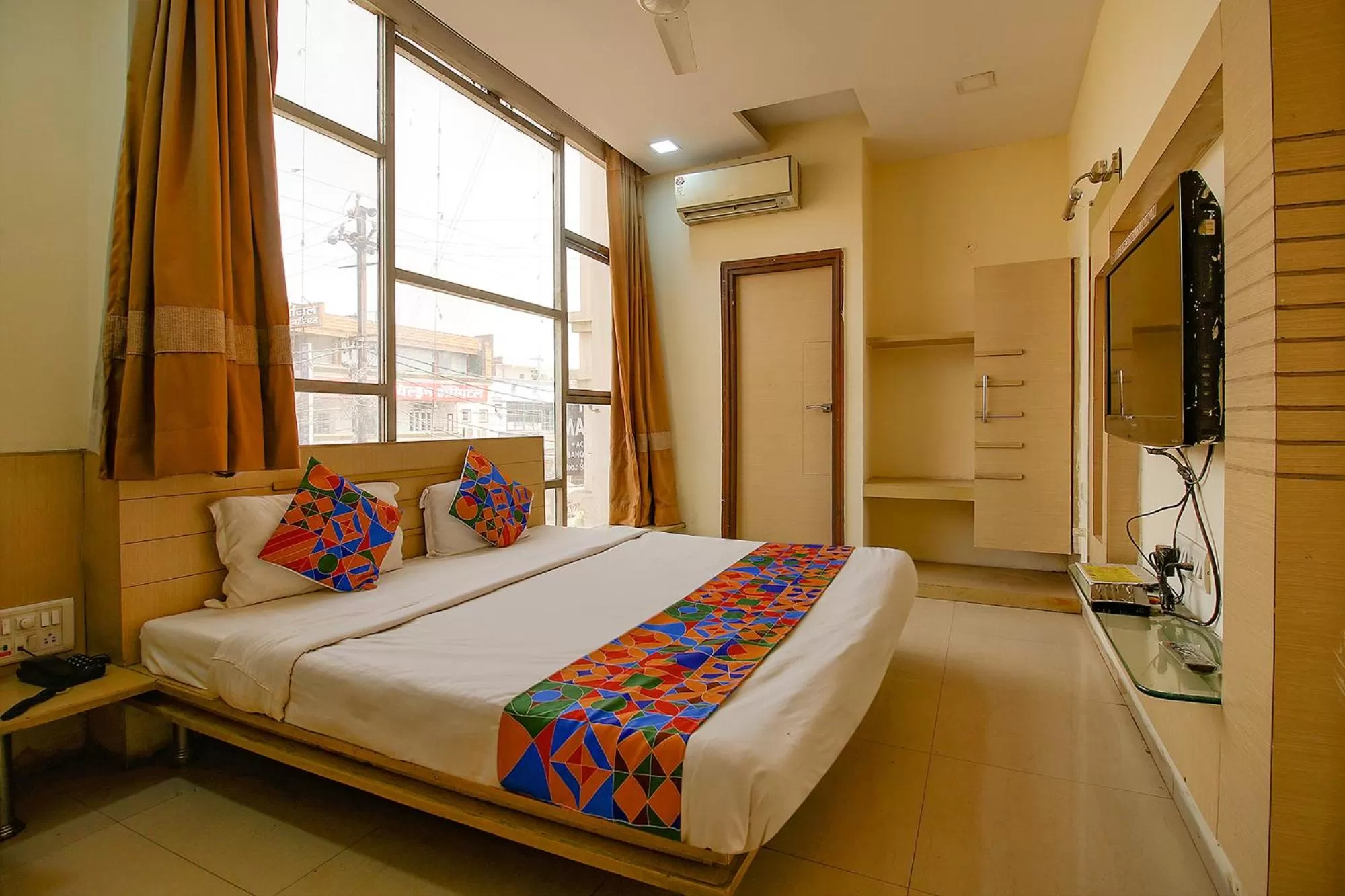 Bed in FabExpress Maanpreet