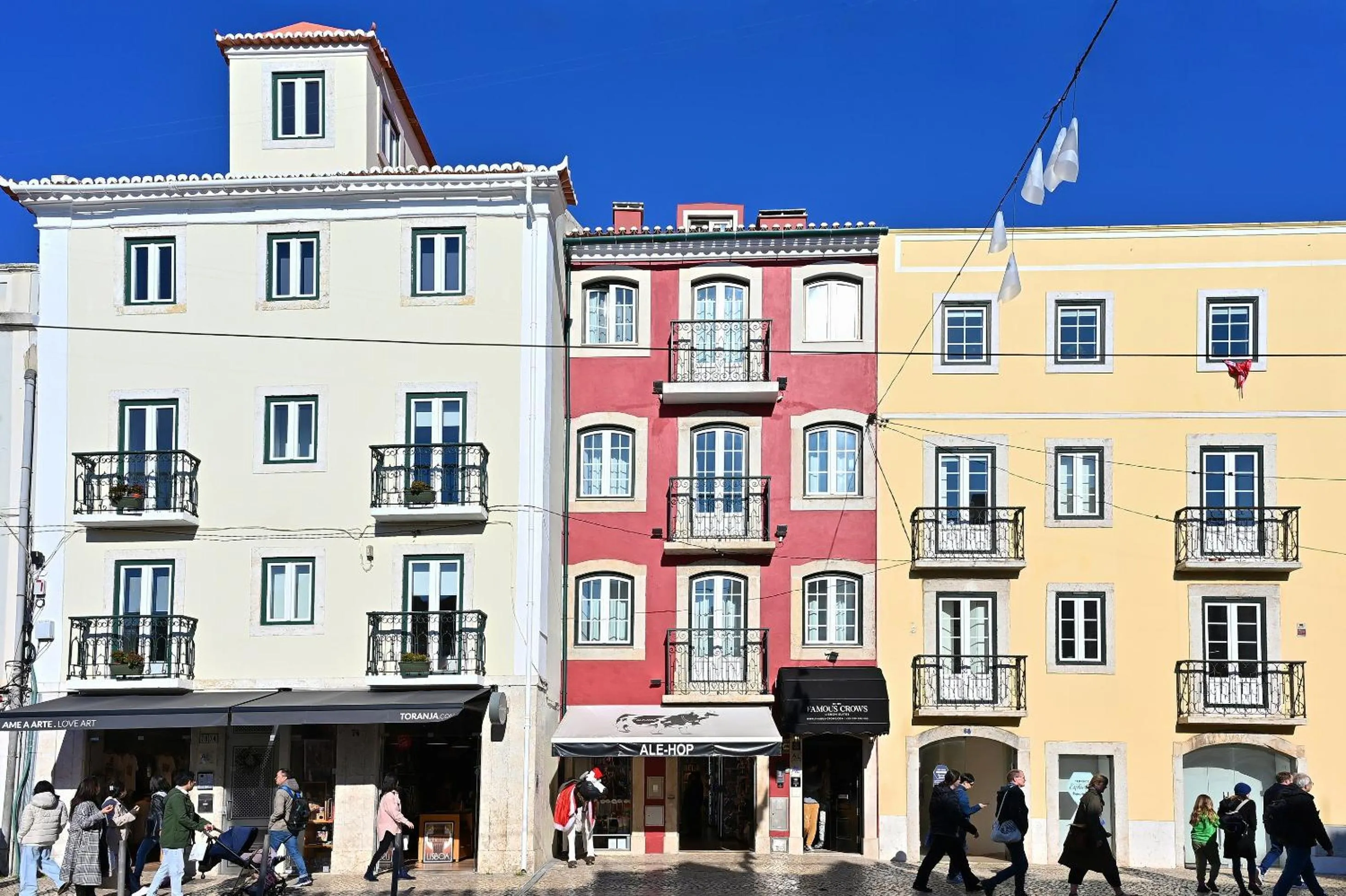 Property building in Famous Crows Lisbon Suites