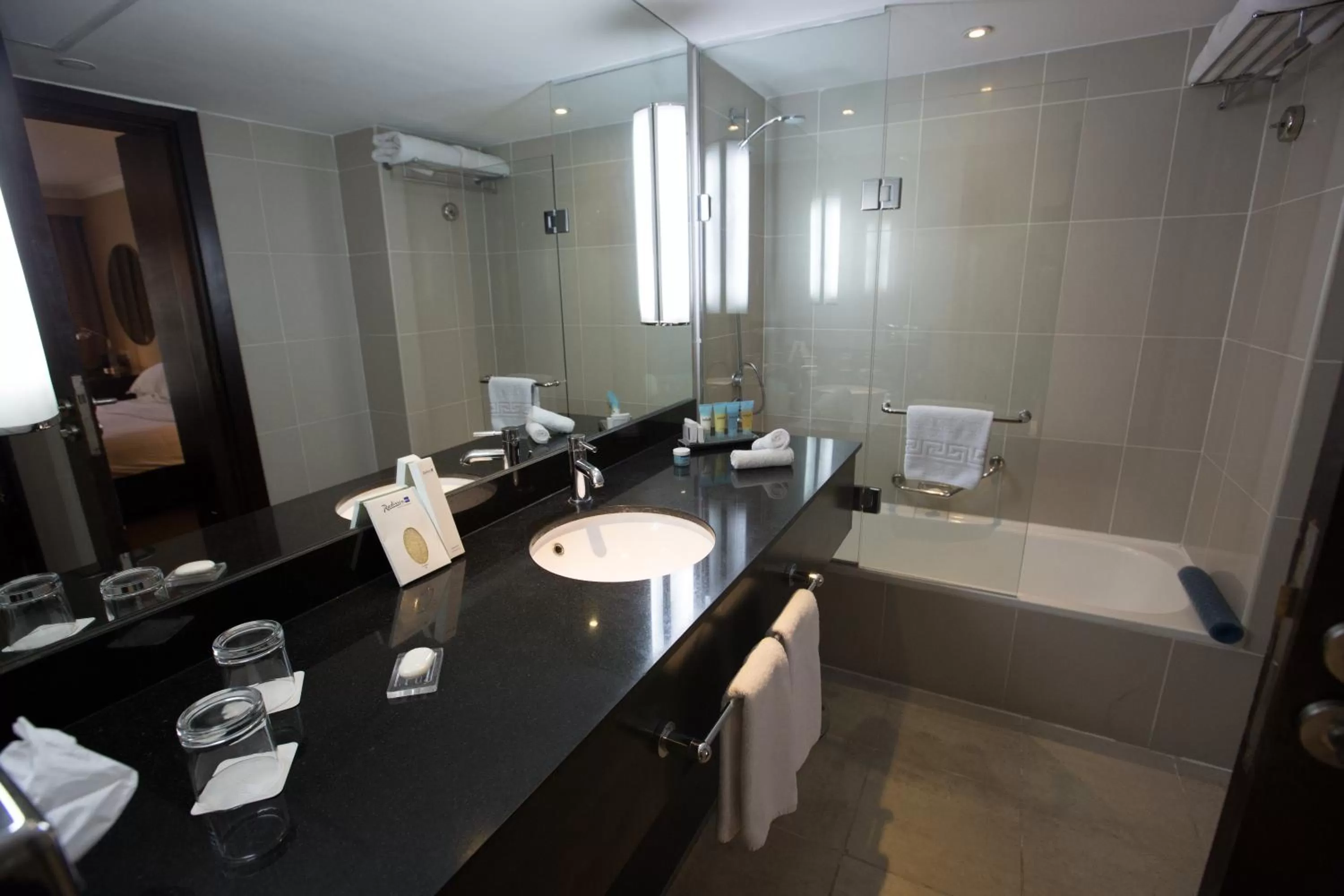 Shower in Radisson Blu Hotel, Cairo Heliopolis