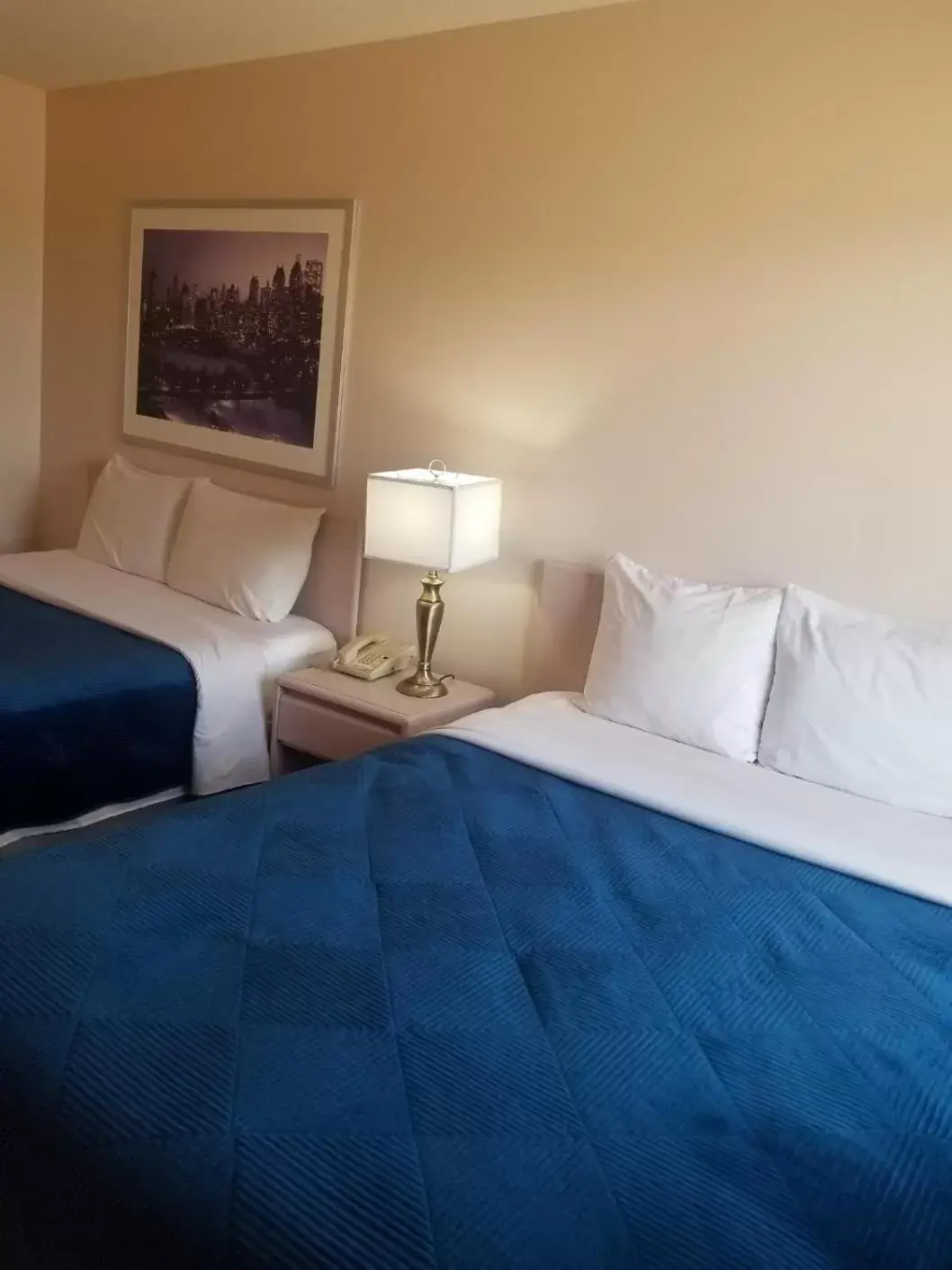 Deluxe Double Room in Westview Motel Deluxe Double Room in Westview Motel