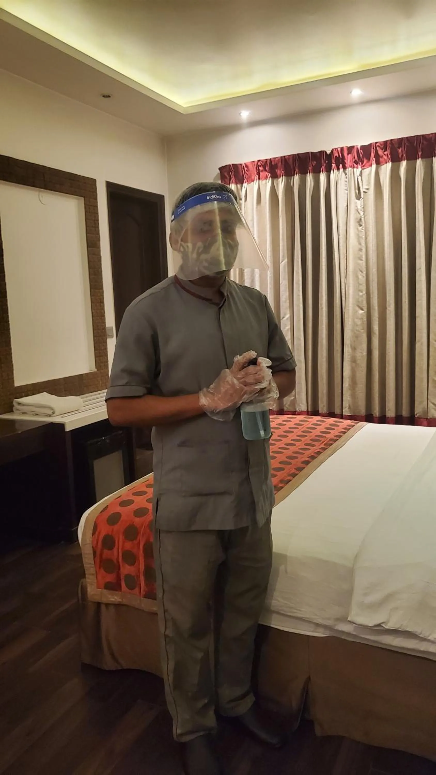 Property building, Bed in Hotel Grand Godwin - Near New Delhi Railway Station - Paharganj