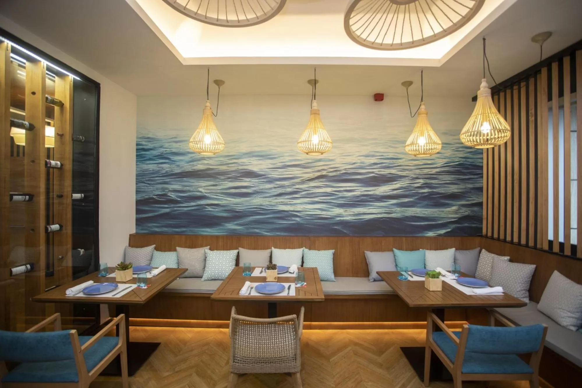 Restaurant/places to eat in Barceló Granada Congress