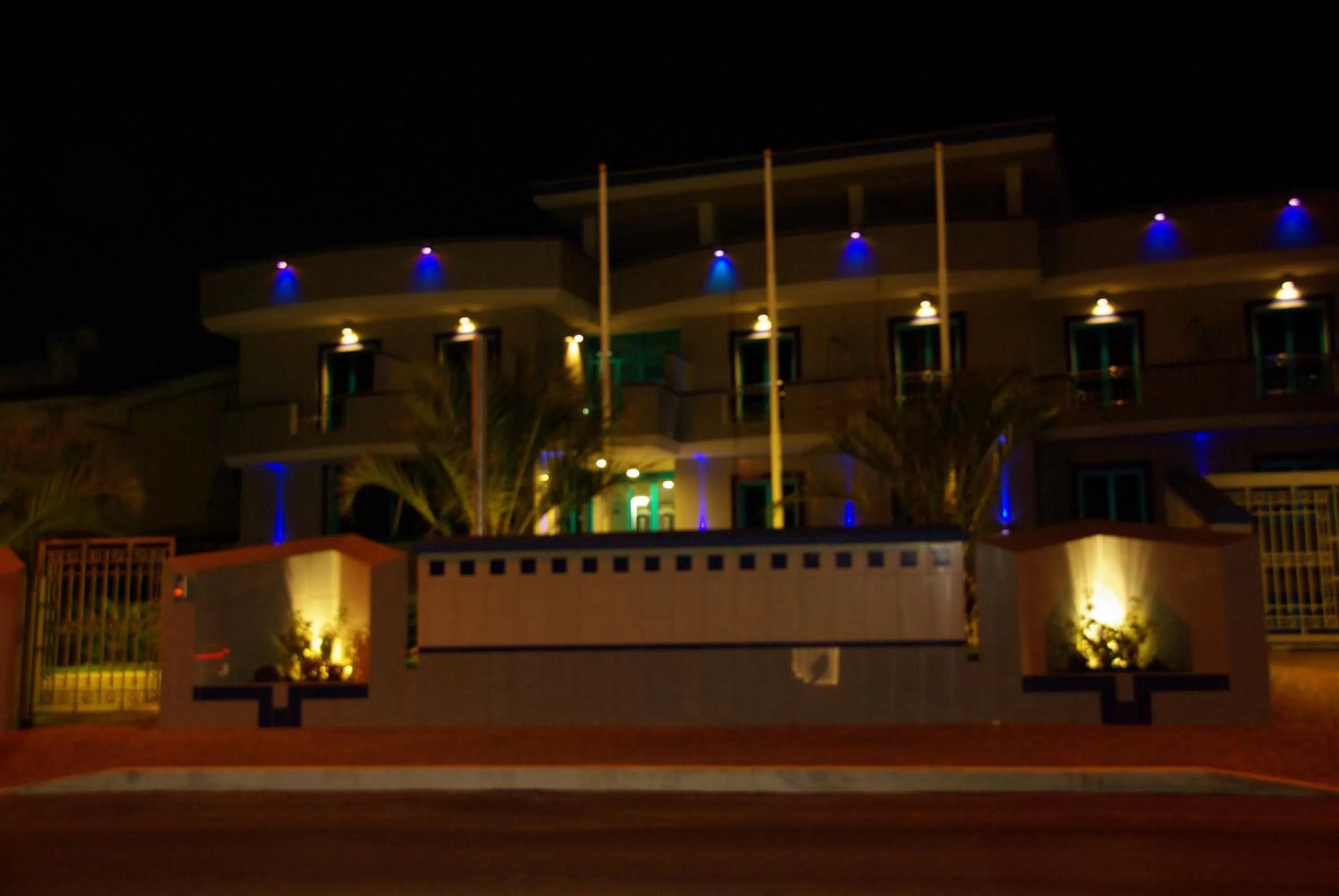 Facade/entrance in Serpa Hotel