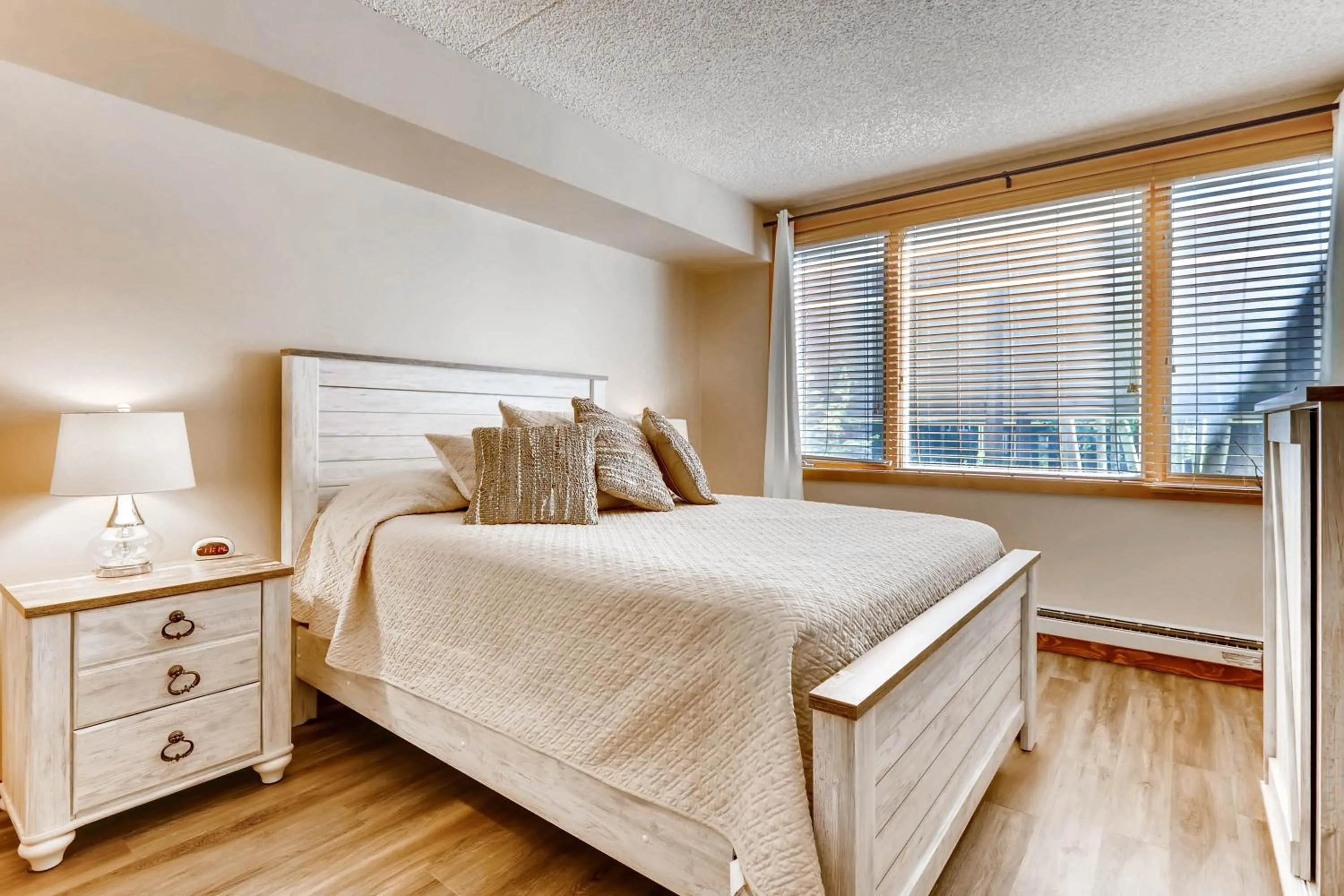 Photo of the whole room, Bed in Evergreen Condominiums by Vail Resorts