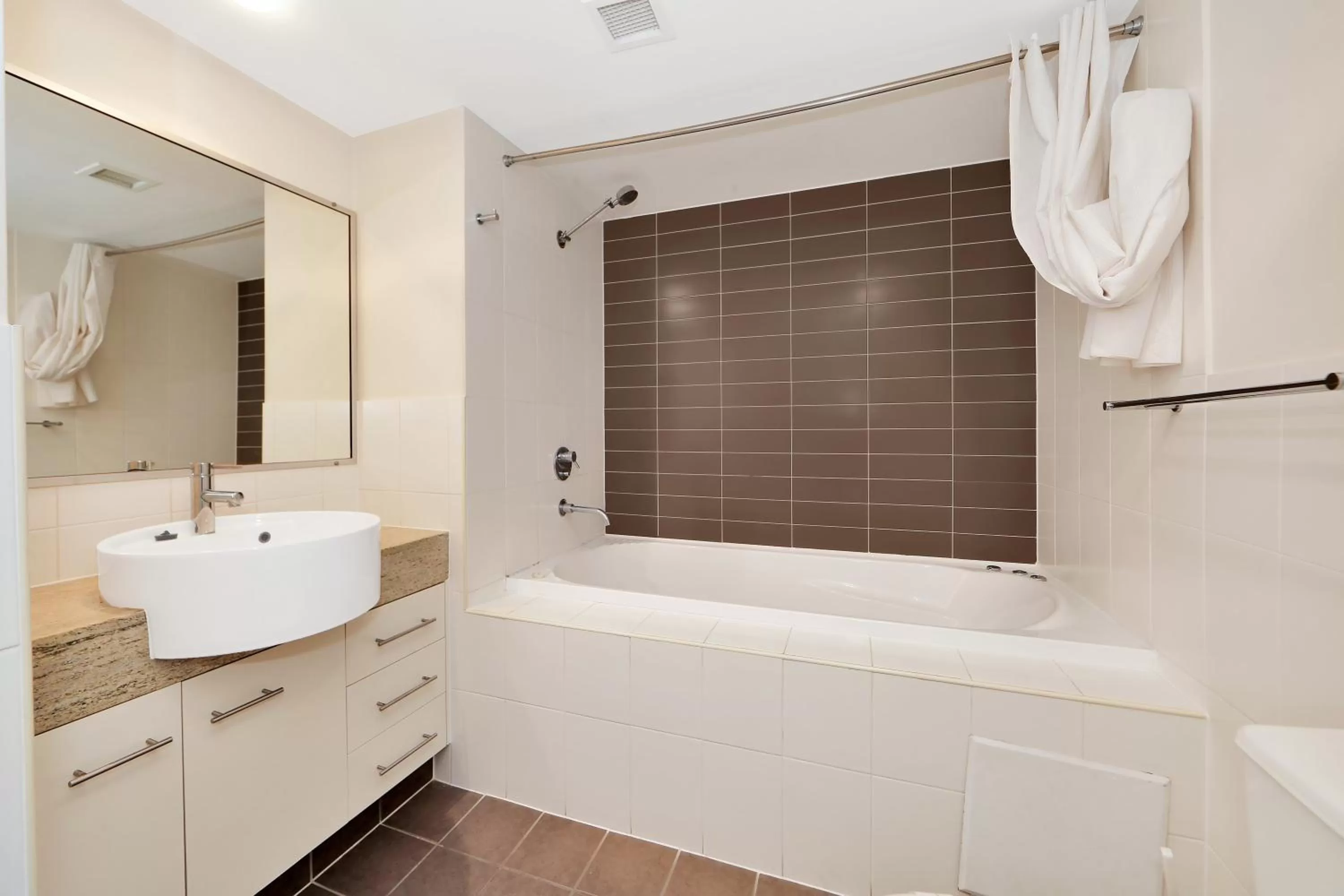 Hot Tub in The Point Resort