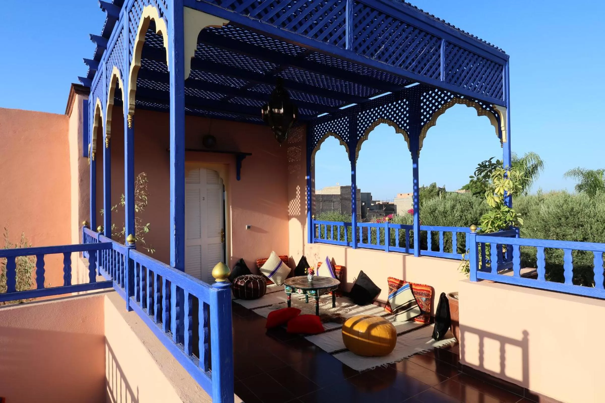 Patio in Le Bleu House