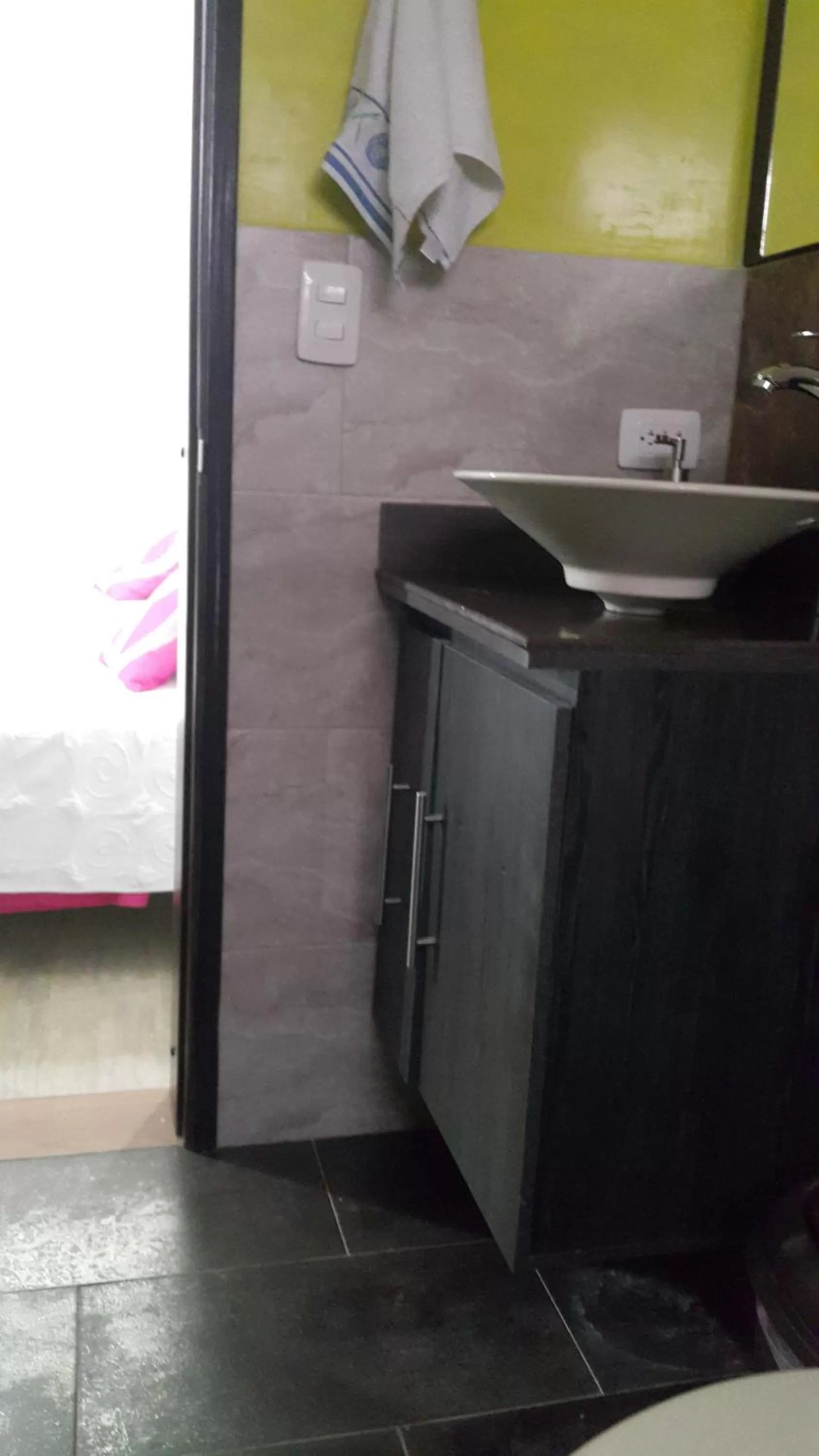 Bathroom, Lobby/Reception in Hospedaje Solymar Sarie Bay