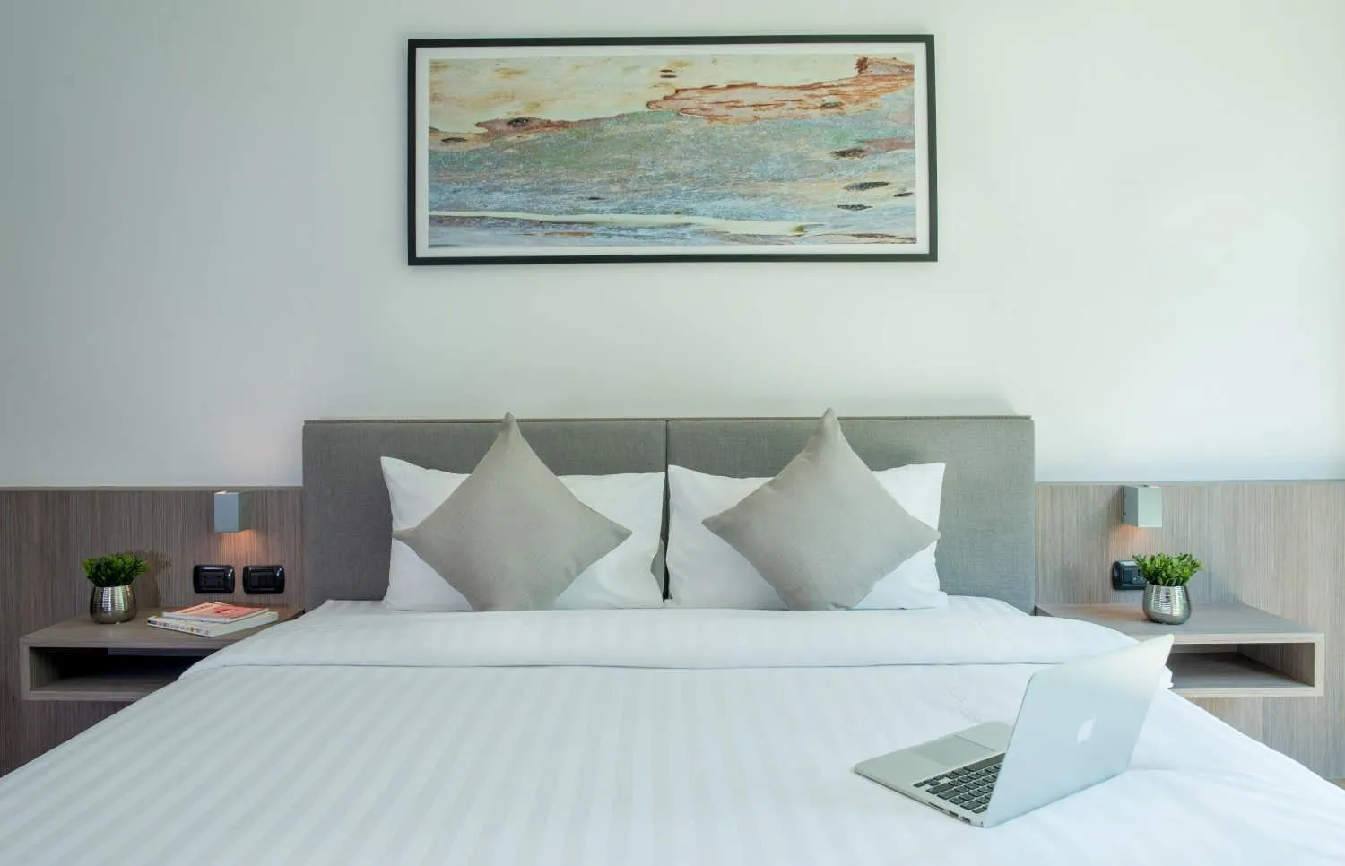 Bedroom in Pause and Play Hotel