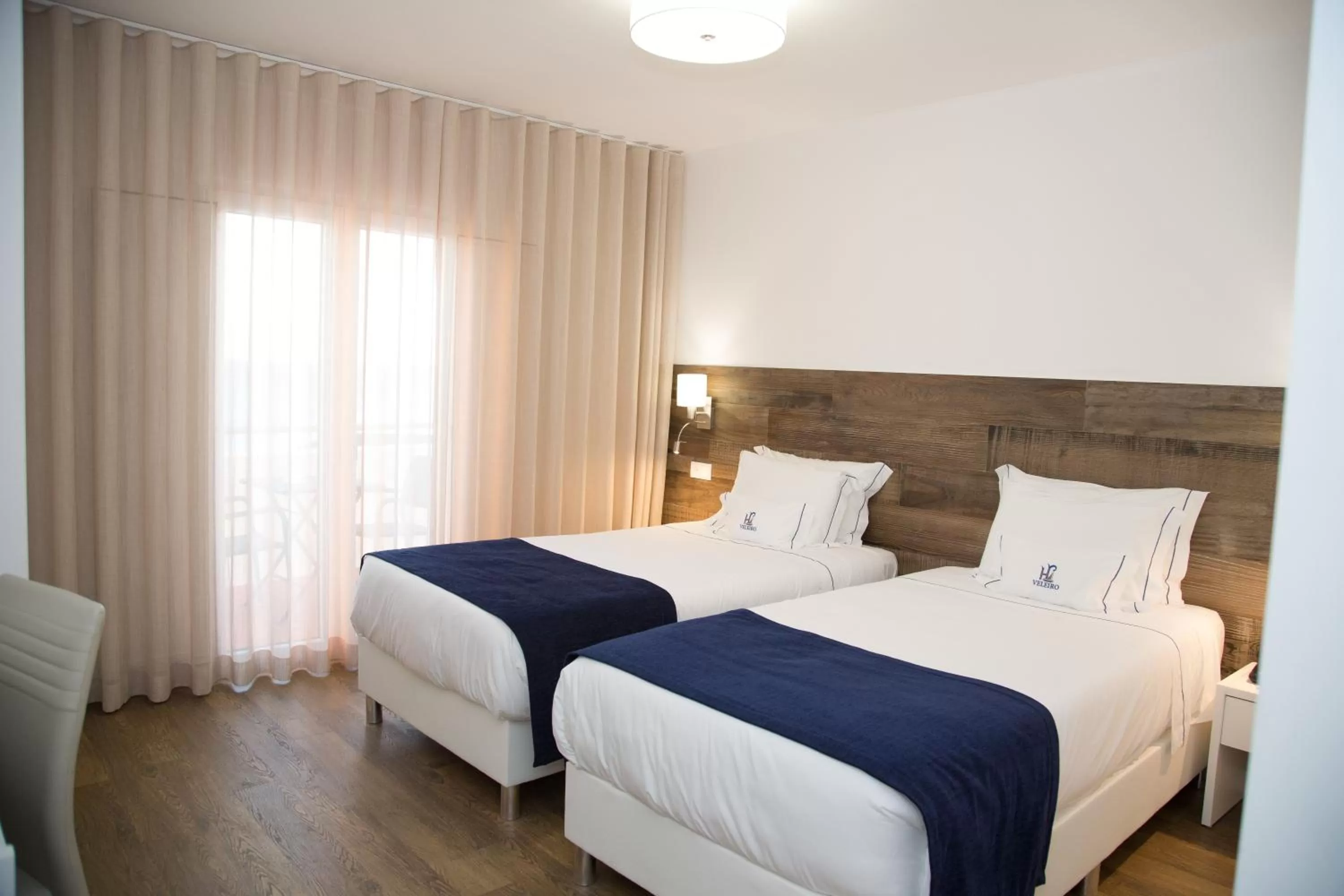 Bed in Hotel Veleiro