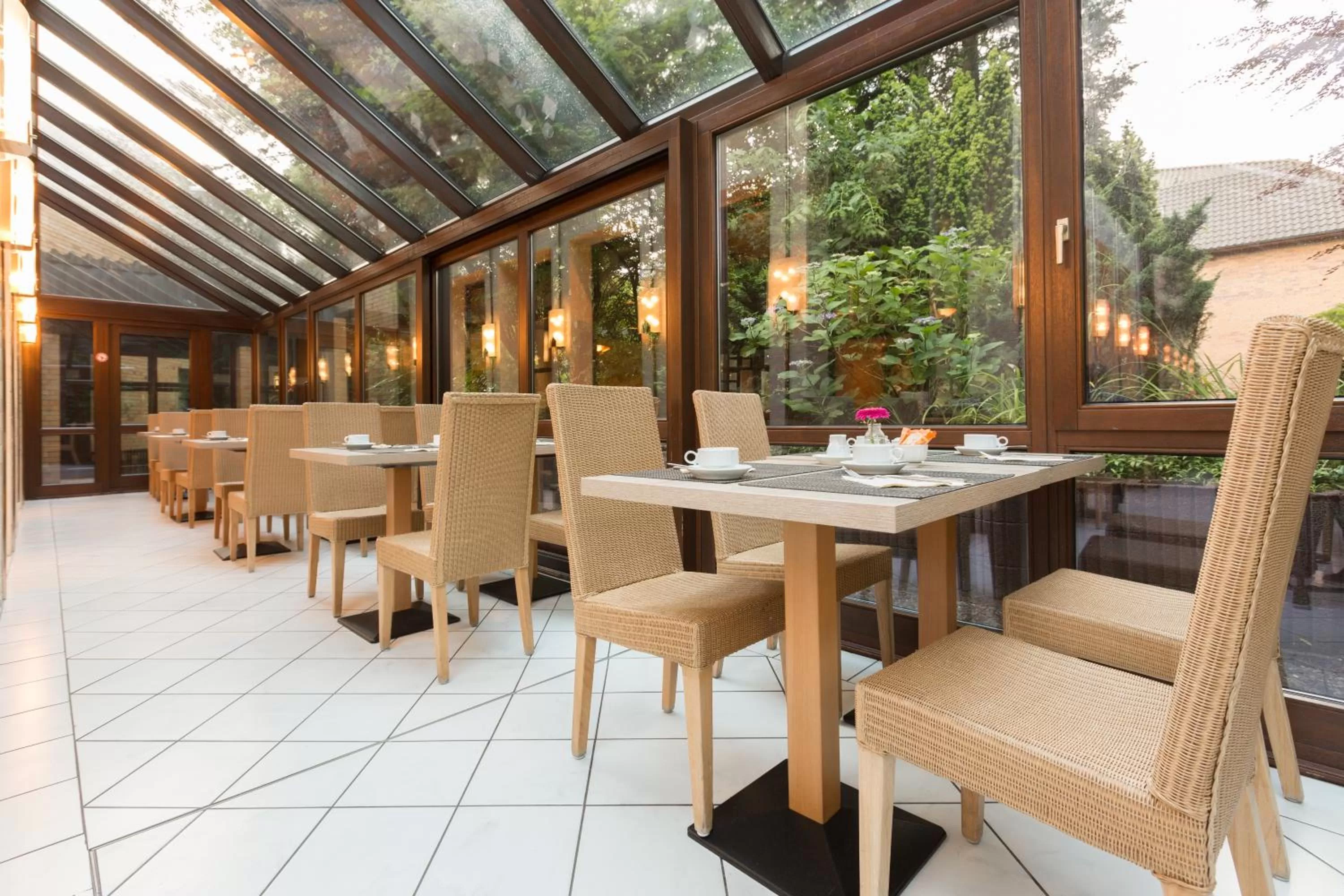 Restaurant/places to eat in Hotel Engel