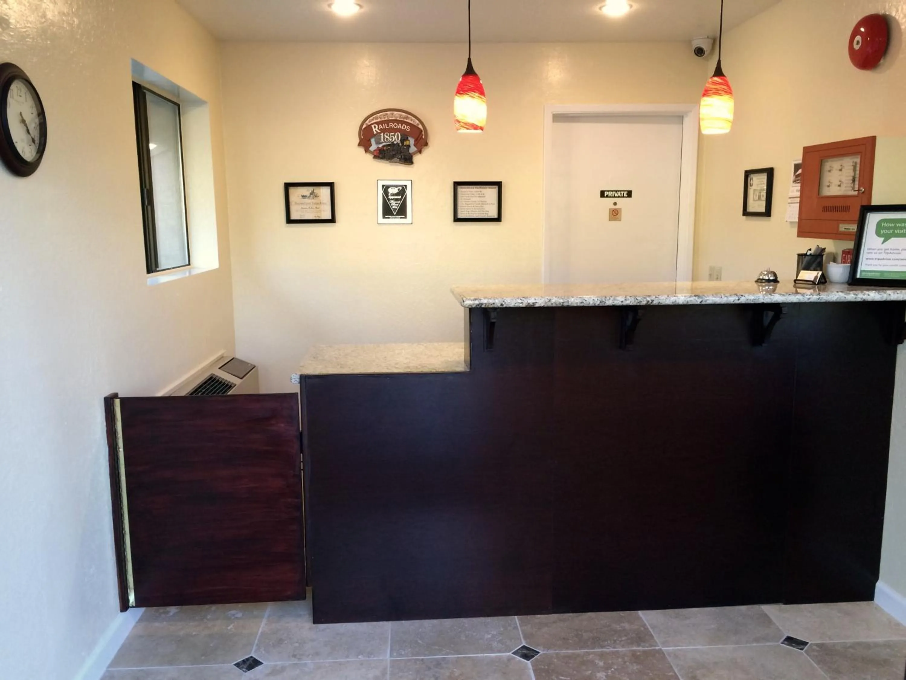 Lobby or reception in Jamestown Railtown Motel