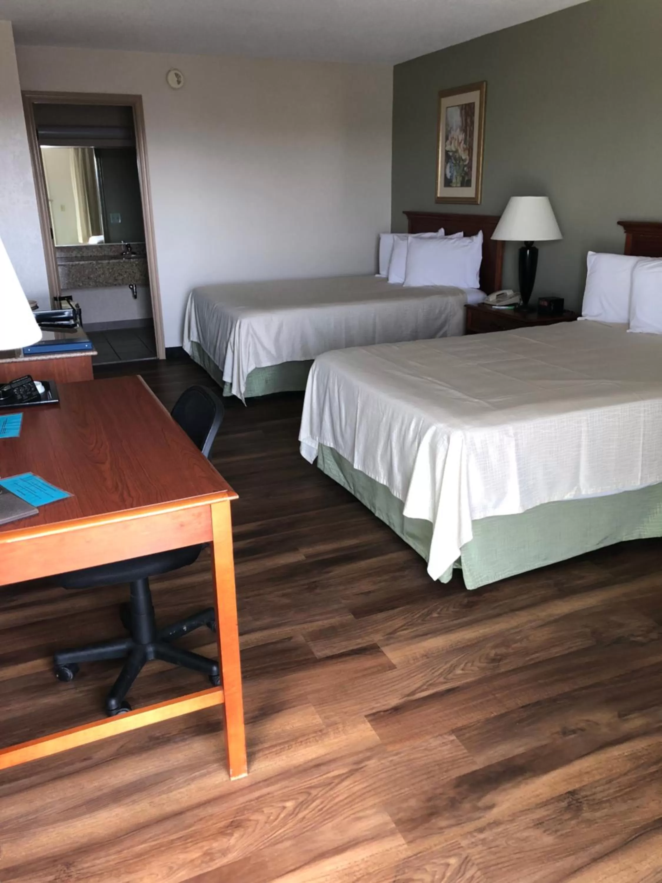 Bedroom, Bed in 1863 Inn of Gettysburg