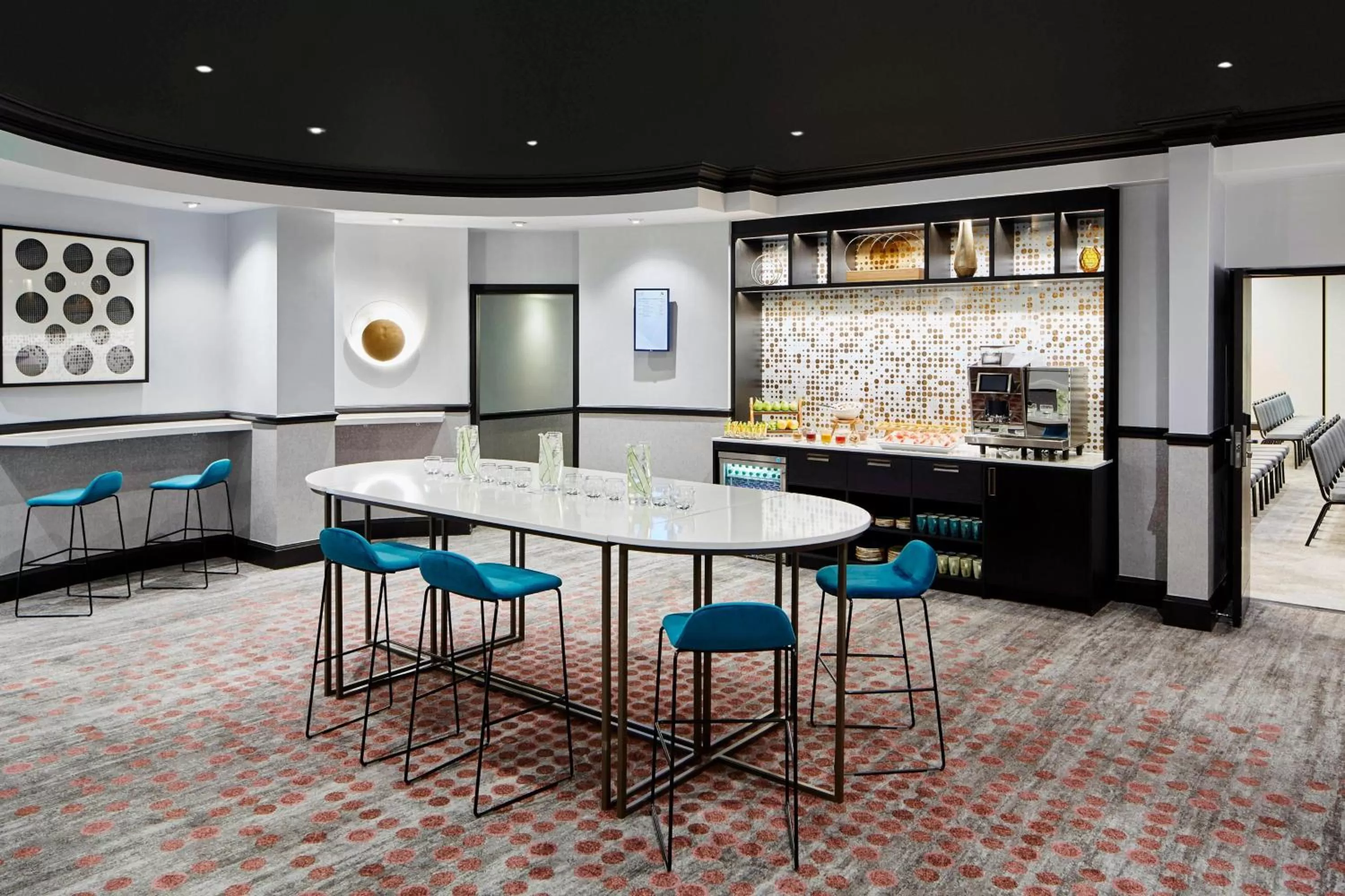 Meeting/conference room in London Marriott Maida Vale