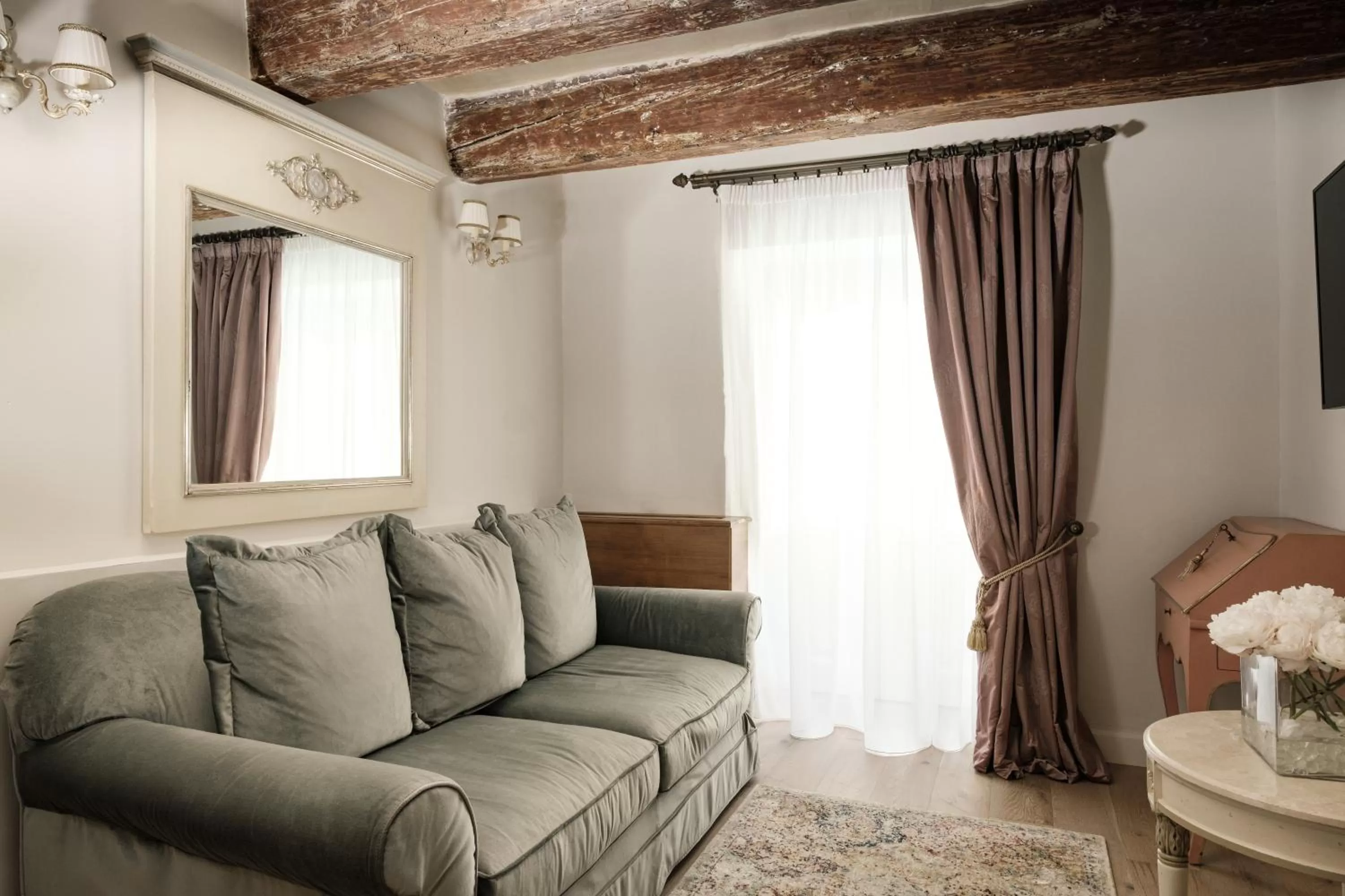 TV and multimedia in Domus Zamittello