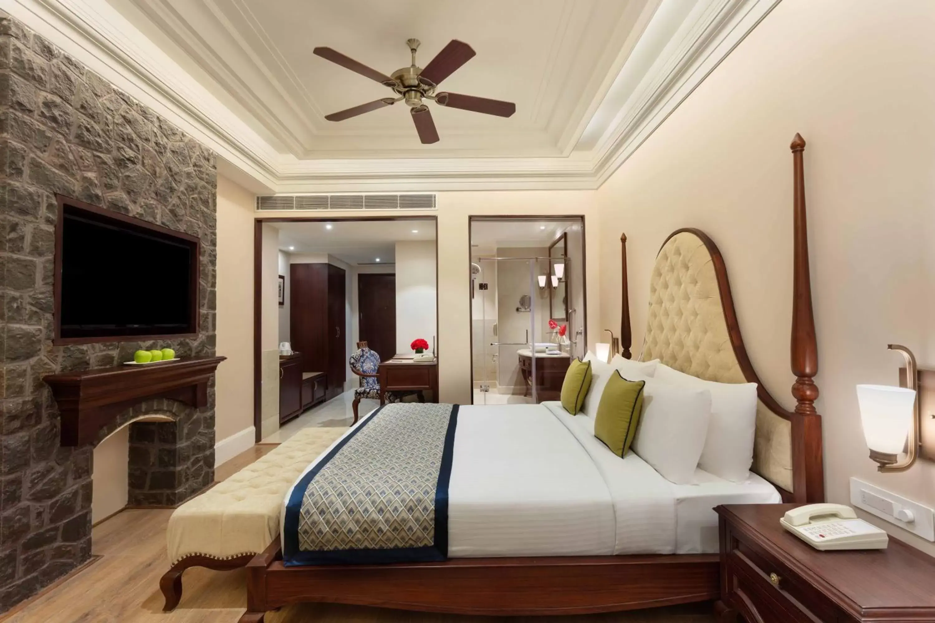 Luxury Triple Room in Fortune Select Forest Hill, Mahiya, Kasauli - Member ITC's Hotel Group Luxury Triple Room in Fortune Select Forest Hill, Mahiya, Kasauli - Member ITC's Hotel Group