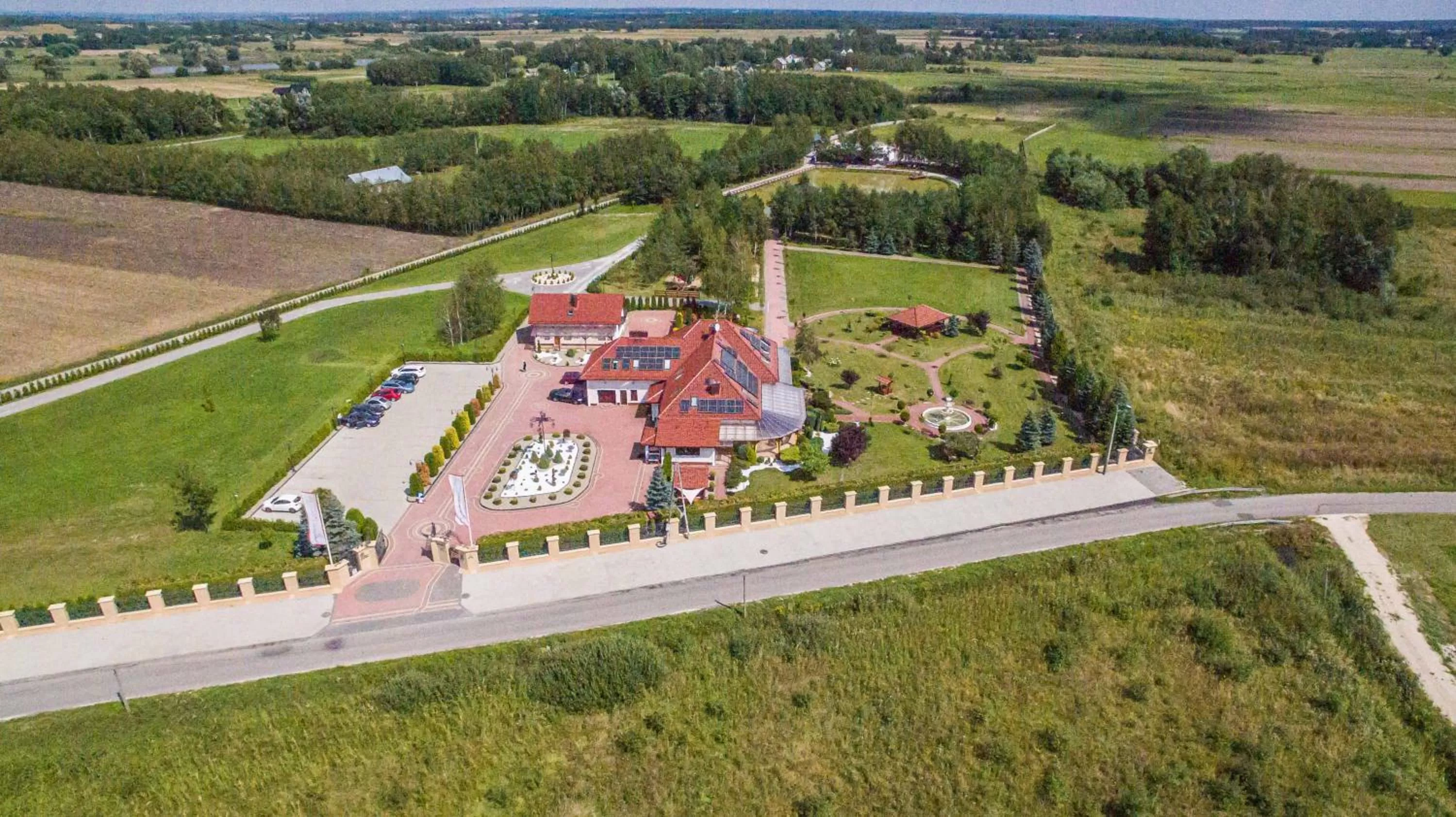 Property building in Rezydencja Elżbiecin