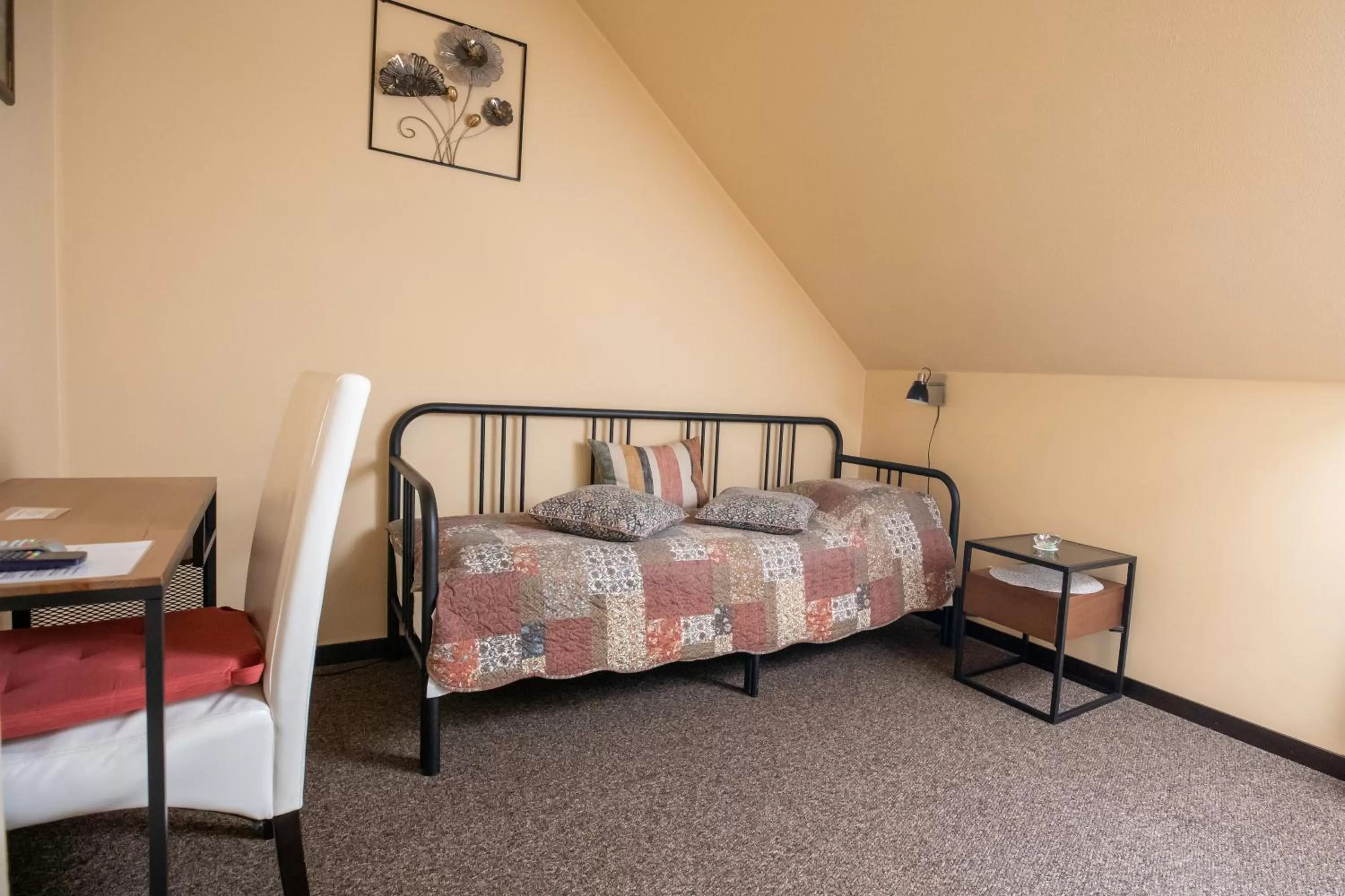 Bed in City Center Kaķis B&B