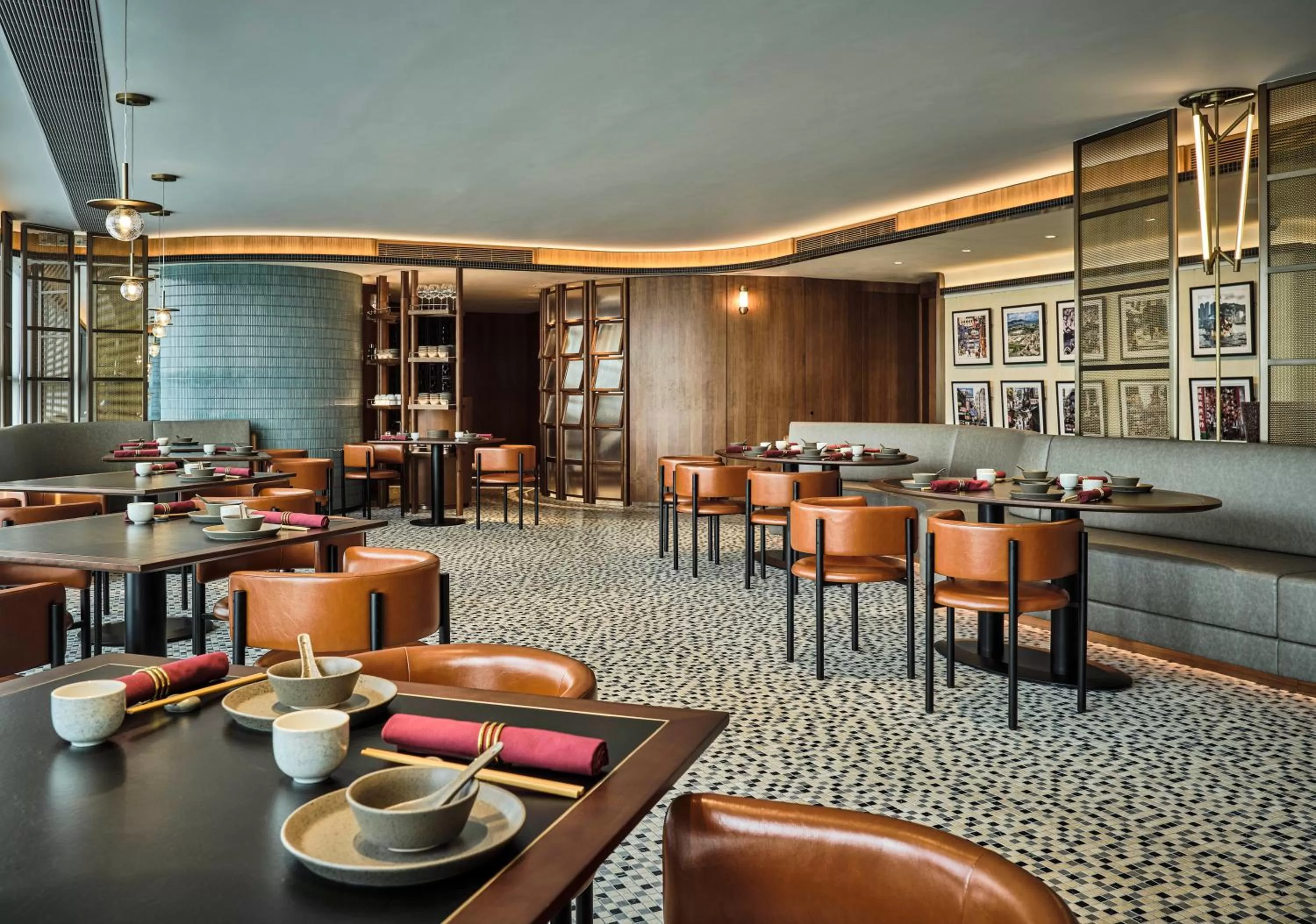 Restaurant/Places to Eat in One-Eight-One Hotel & Serviced Residences