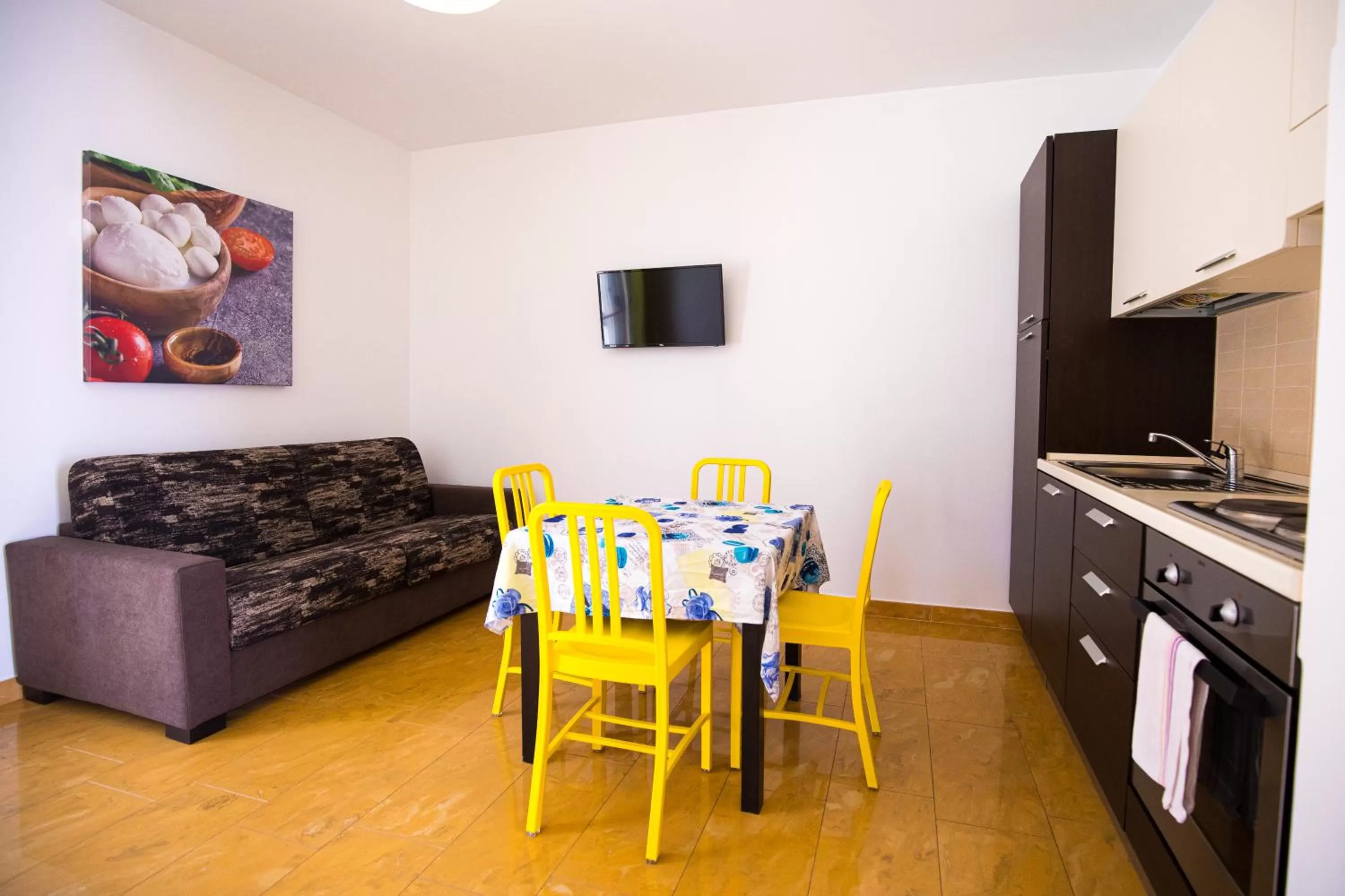 TV and multimedia in Donnosanto Residence Torre Santa Sabina